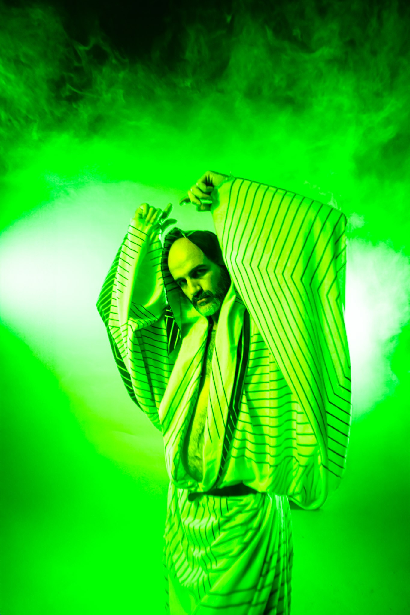 Works. Фотограф с цветным светом и оператор в Москве | Лиля Кичигина