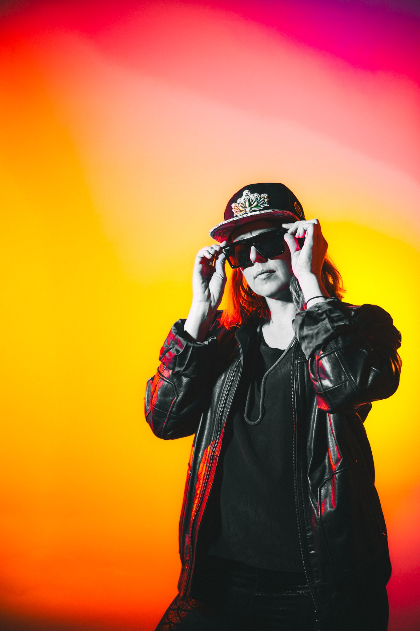 Works. Фотограф с цветным светом и оператор в Москве | Лиля Кичигина