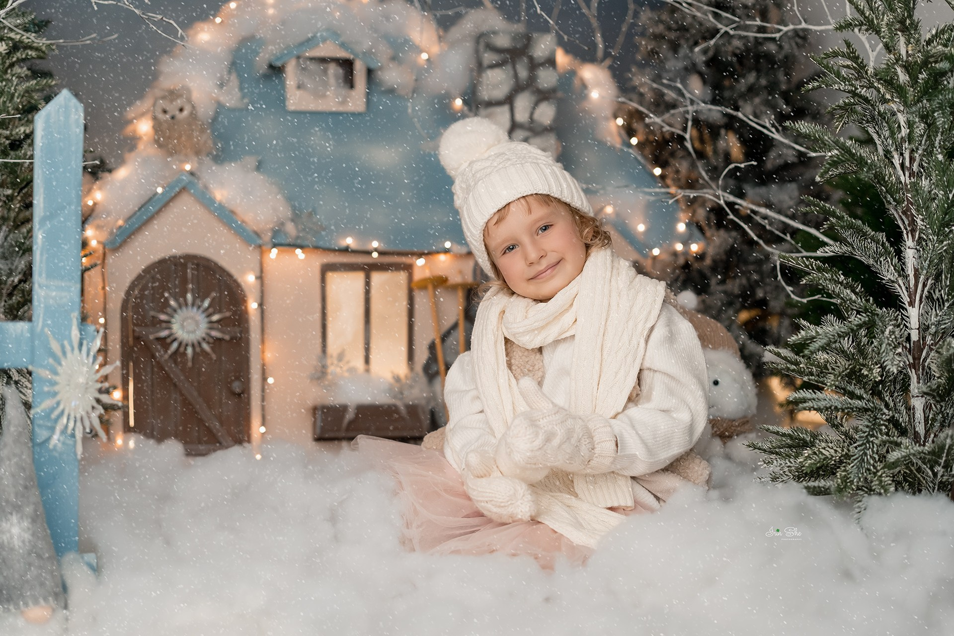 Фотосессия с домиком зимой. Детский фотограф в Южно-Сахалинске Irin She Simanovich