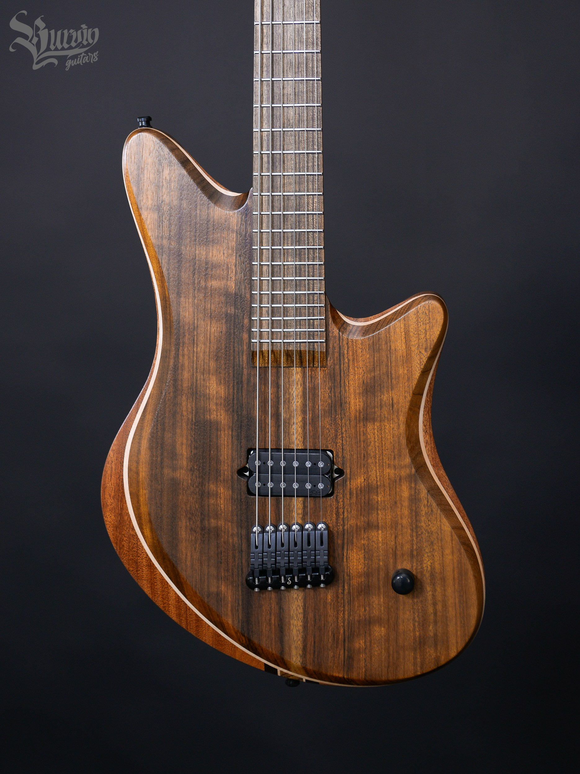 Master of making guitars and basses to order