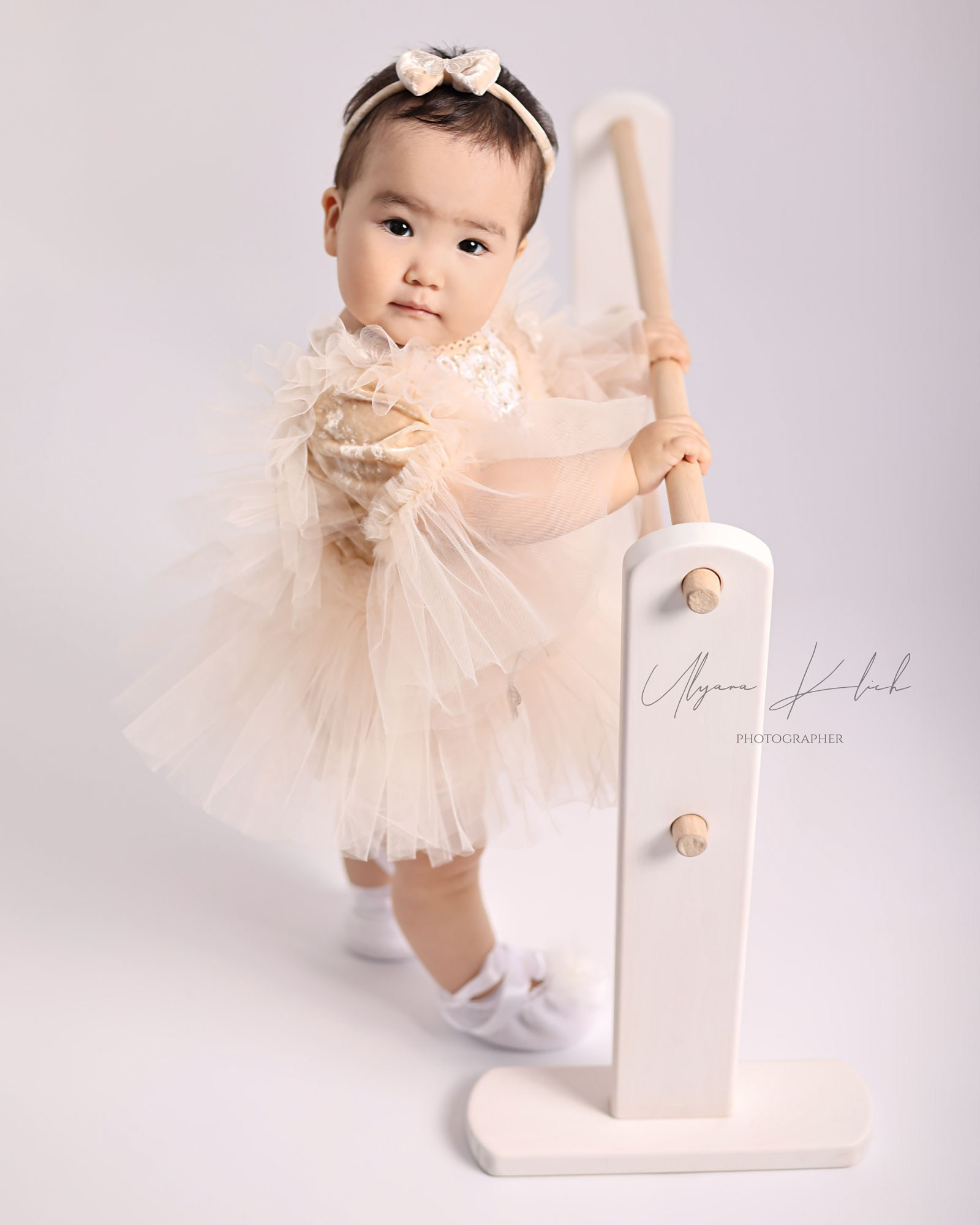 Годовасие. Фотограф беременности, новорожденных и детей до года в Астане