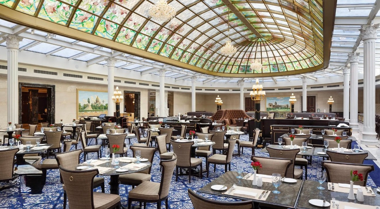 Гайд по отелям СПБ для свадебной съёмки. Свадебный и портретный фотограф