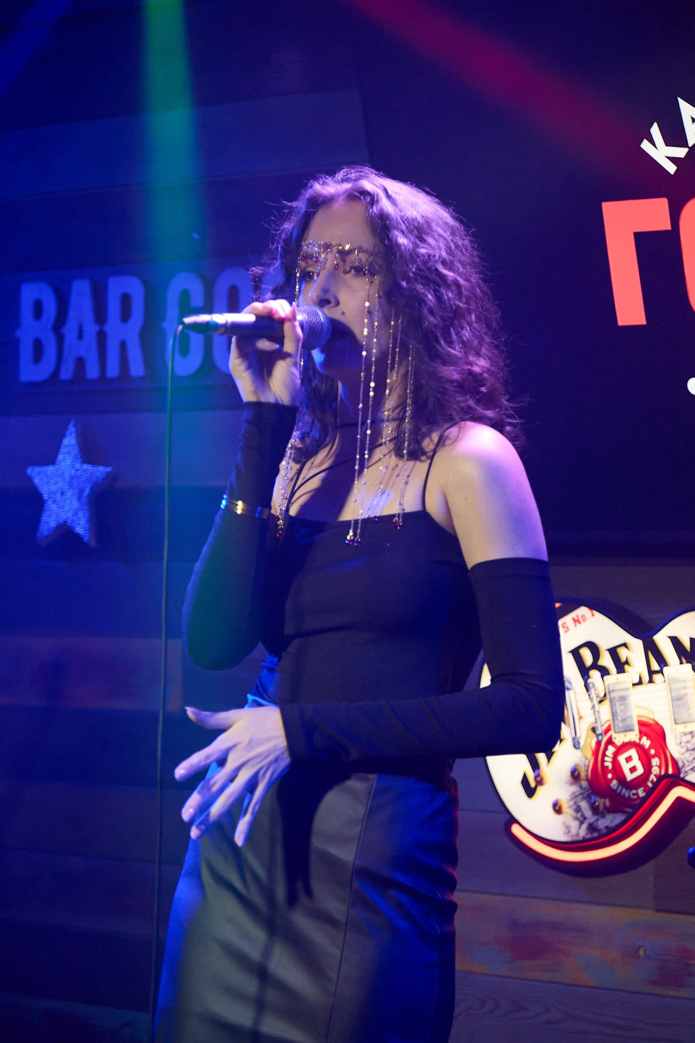 Концерт в баре «Гости». Фотограф Омск | Александр Вандеров