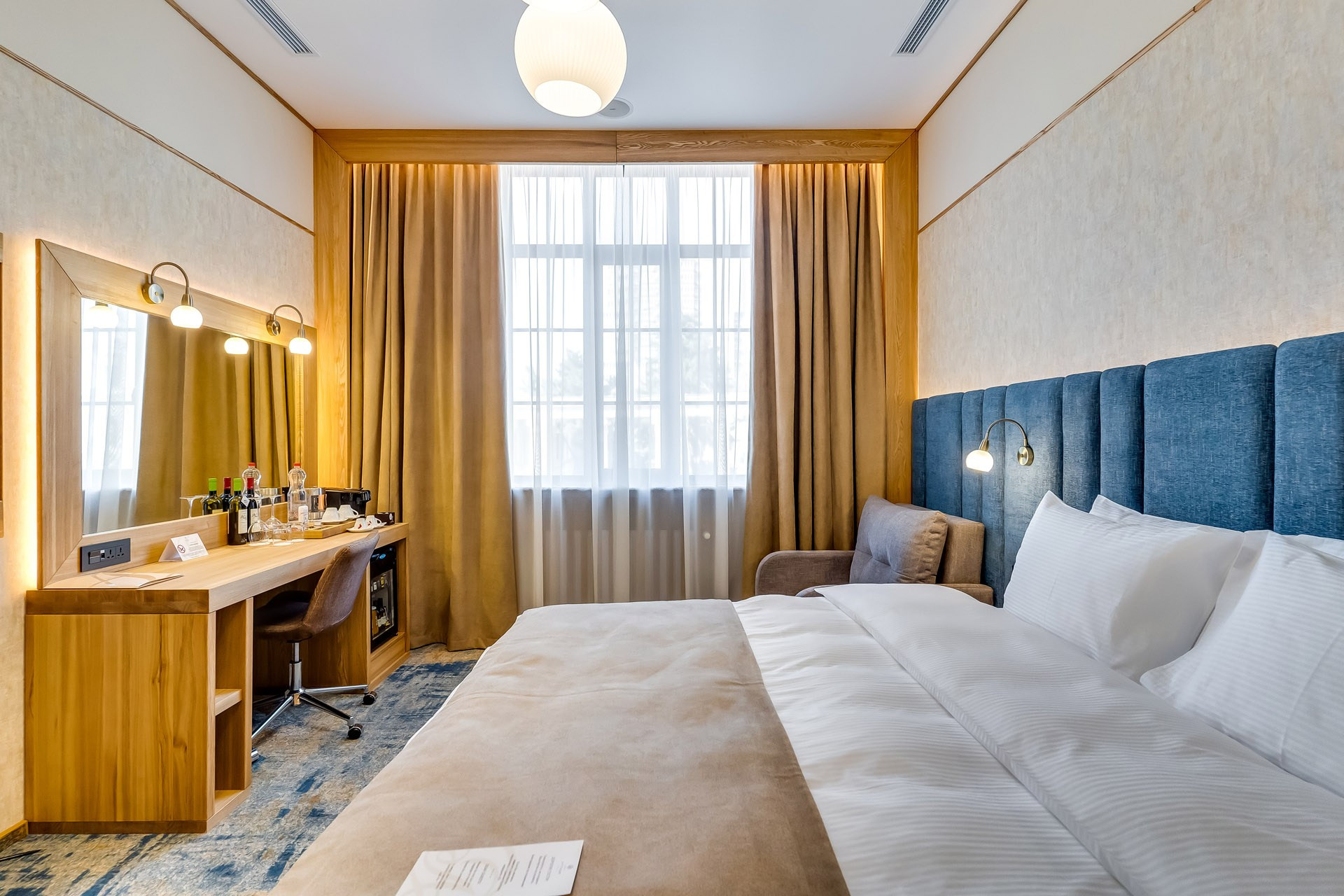 Рекомендуемые отели в Ростове-на-Дону для фотосъемки свадебных сборов