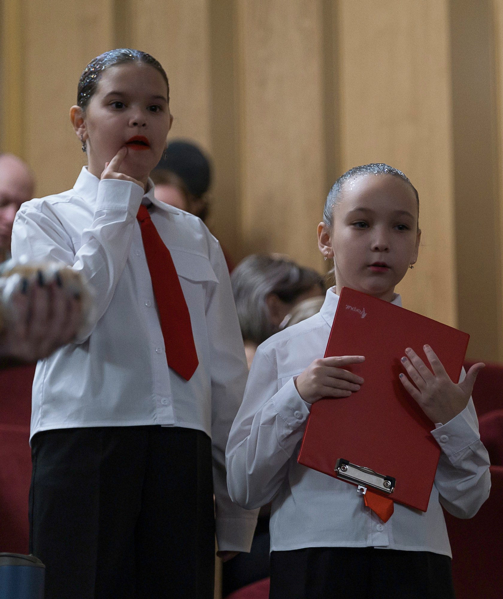 ФЕСТИВАЛЬ КОНКУРС ТВОРЧЕСКИХ КОЛЛЕКТИВОВ «СИЯНИЕ ЗВЕЗД». Репортажный фотограф в Казани Павел Серпокрылов