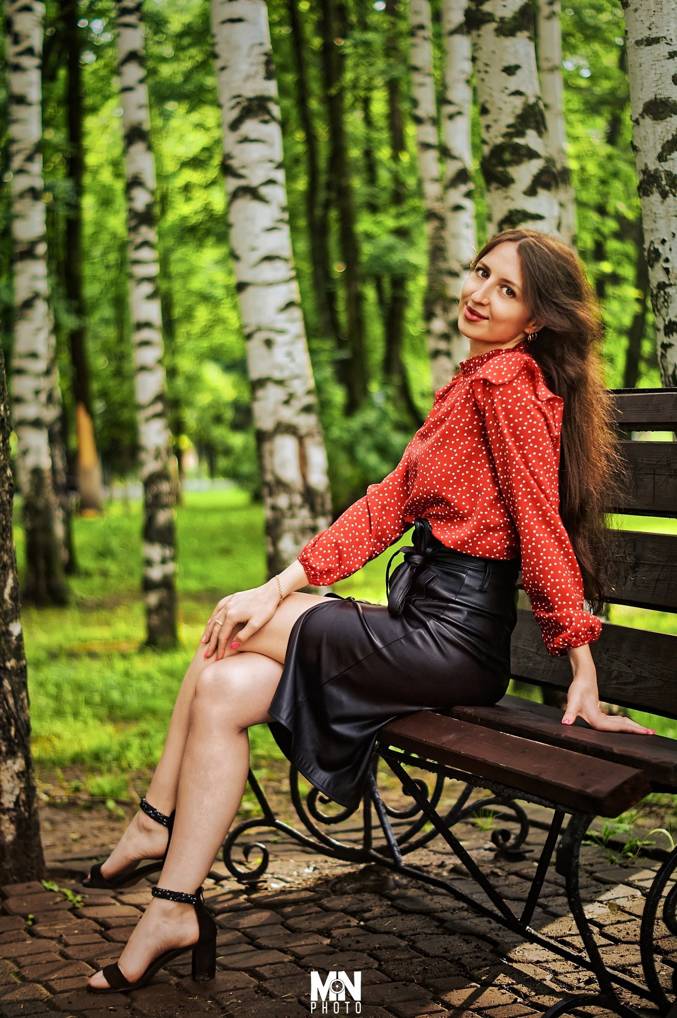 Сохраните свои воспоминания вместе с фотографом Никитой Максимовым: Междуреченск ждет ваших историй!