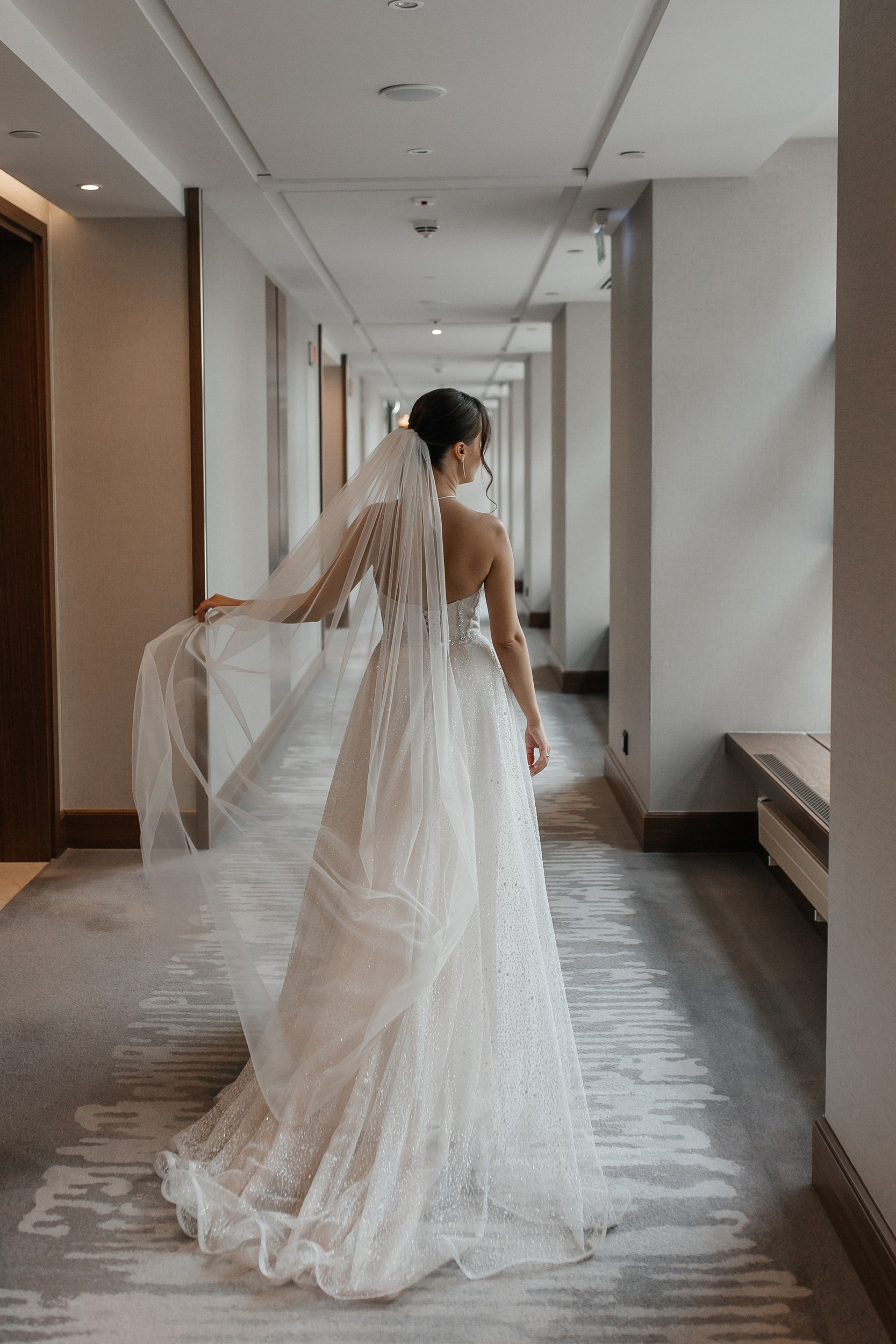 свадебная фотосессия в отеле хаятт ридженси петровский парк в москве