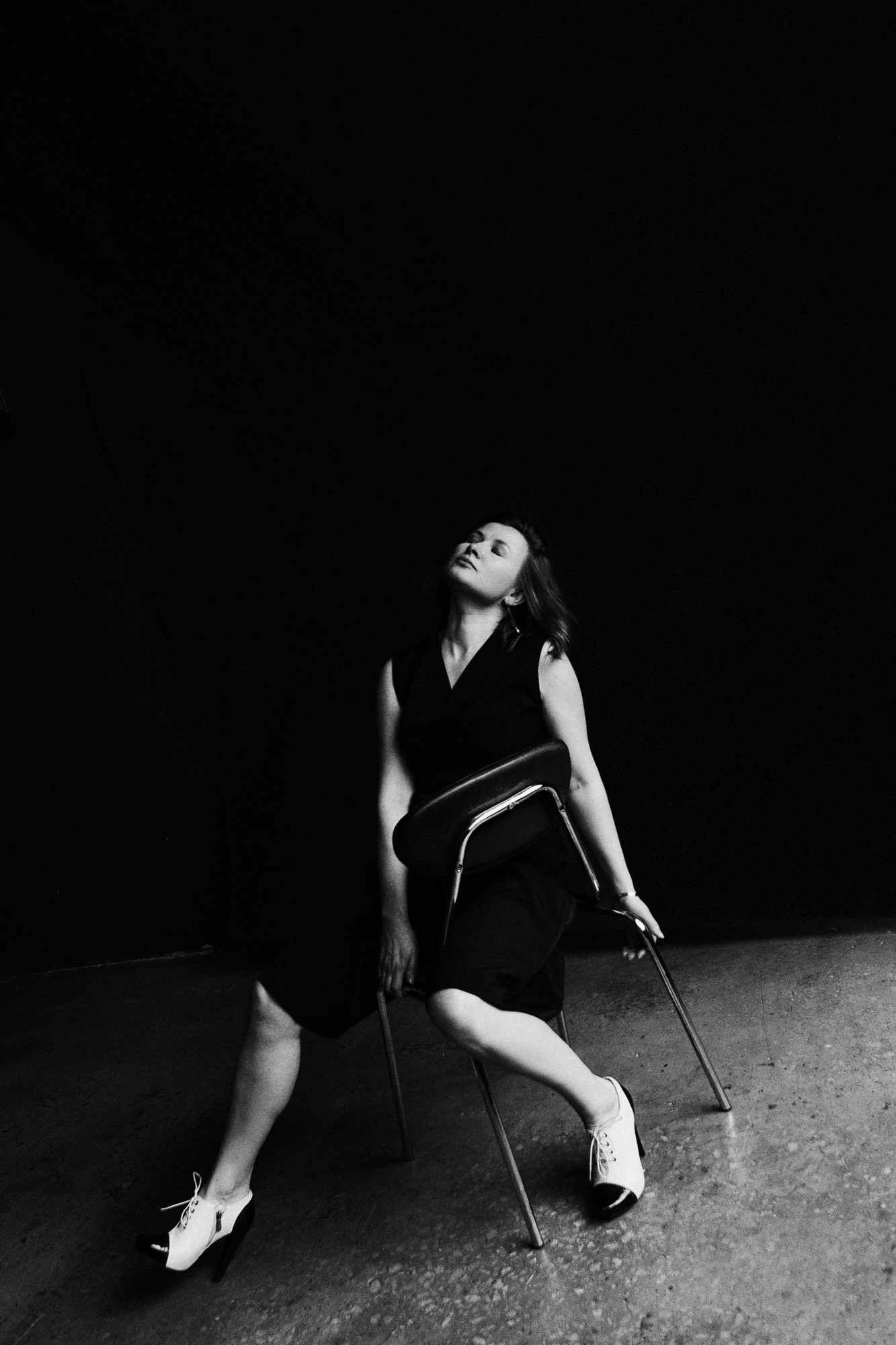 Фотопроект Женя, женский портрет в Тюмени. Портретный фотограф Тюмень Дарья Мустафина