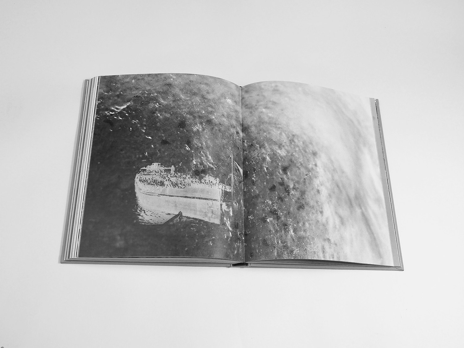 The voice of cold water. Vika Bykovskaya photography