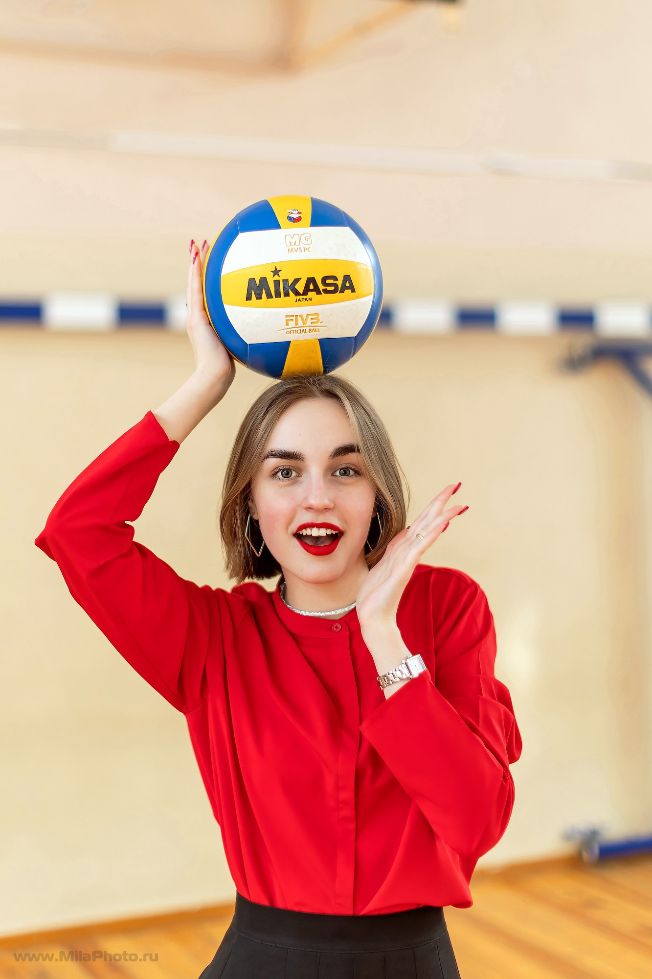 Выпускные альбомы с оживающими фотографиями. Фото и видео Москва. Свадебный фотограф, видеограф, фотосессии, видеосъемка