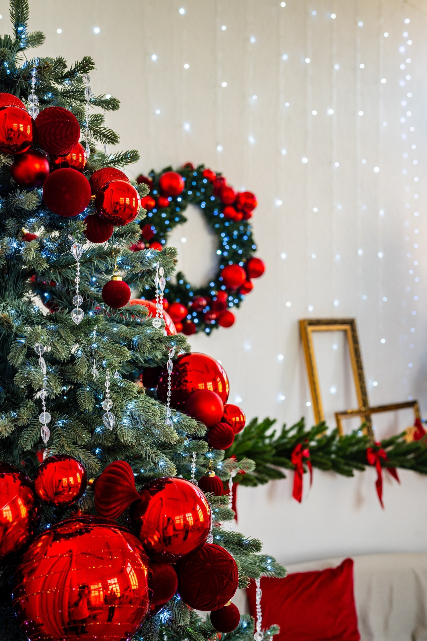 Лучшие Фотостудии Симферополя - топ-мета для сьемки в 2025. Профессиональная фотосъемка в Крыму. Натуральные эмоции и живые кадры. Забронируйте дату прямо сейчас!