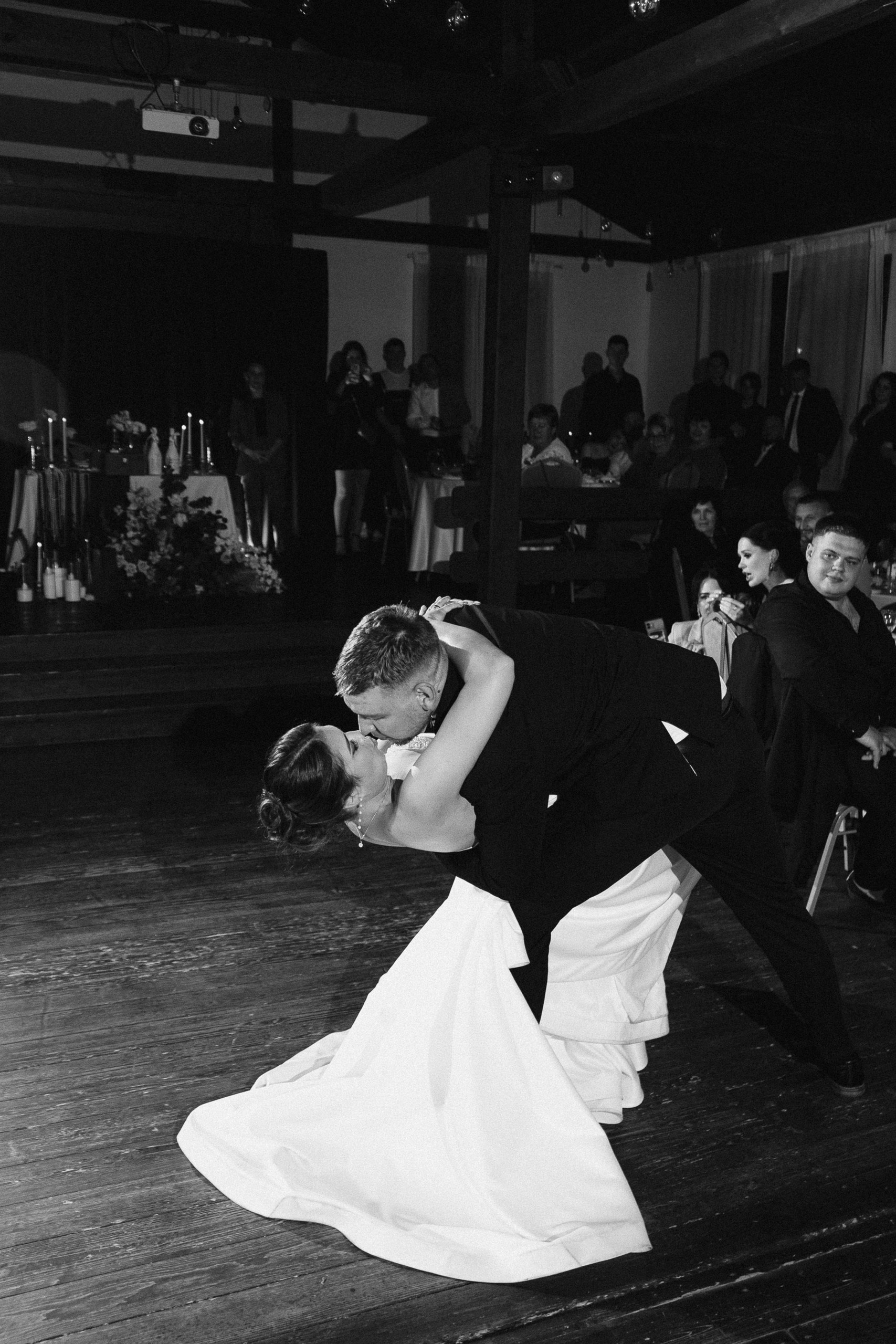 Загородная свадьба Влада и Натальи в цвете Марсала. Главная