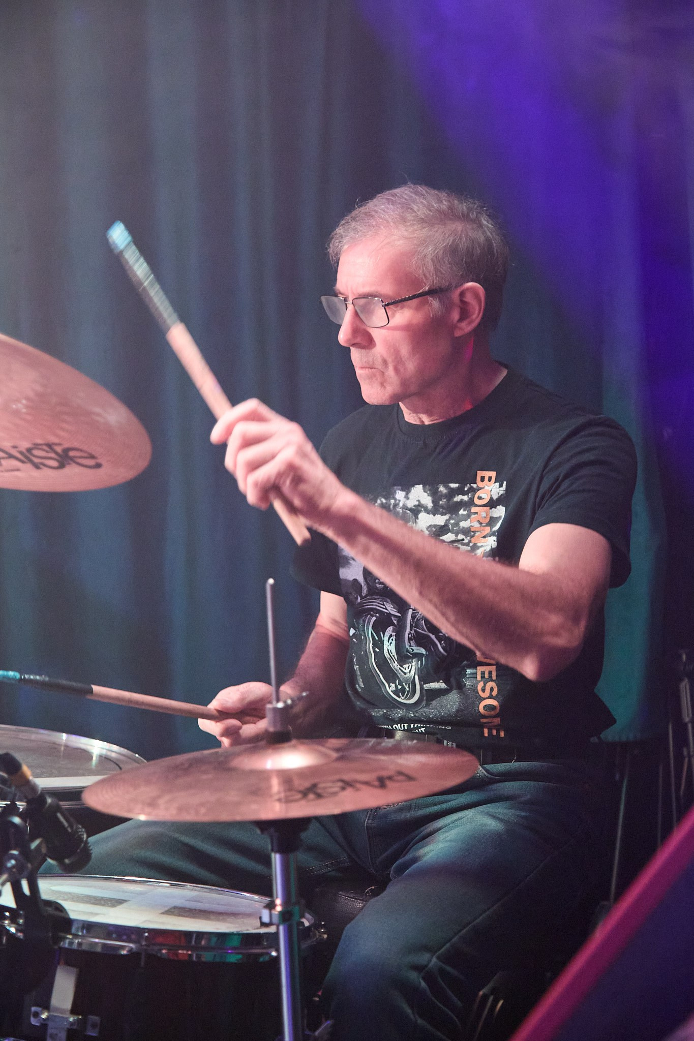 Концерт в баре «Гости». Фотограф Омск | Александр Вандеров