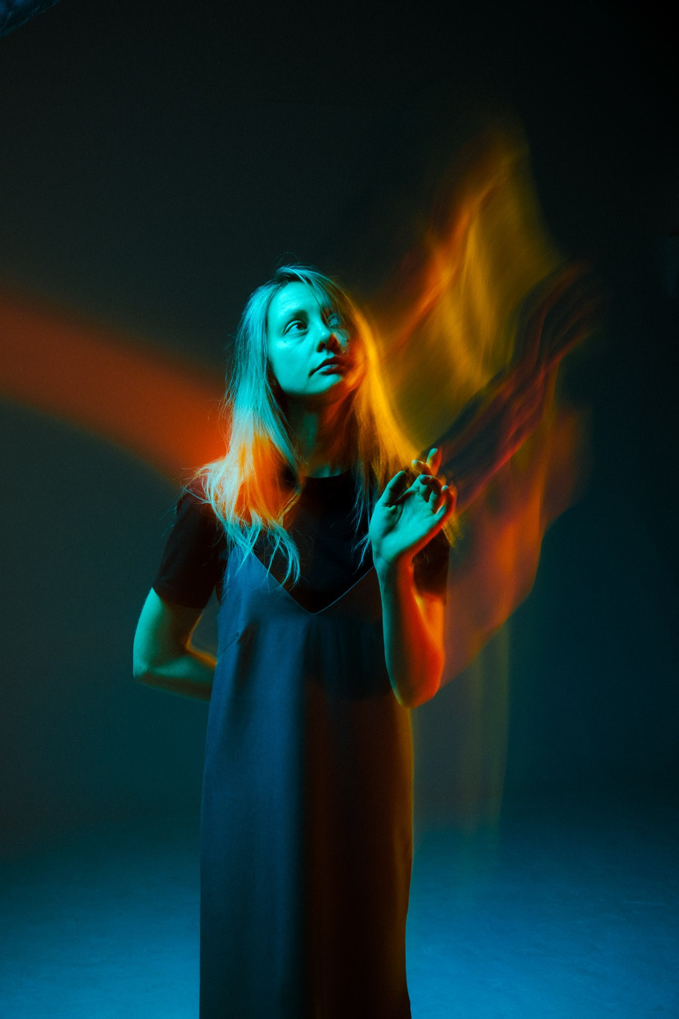 Works. Фотограф с цветным светом и оператор в Москве | Лиля Кичигина