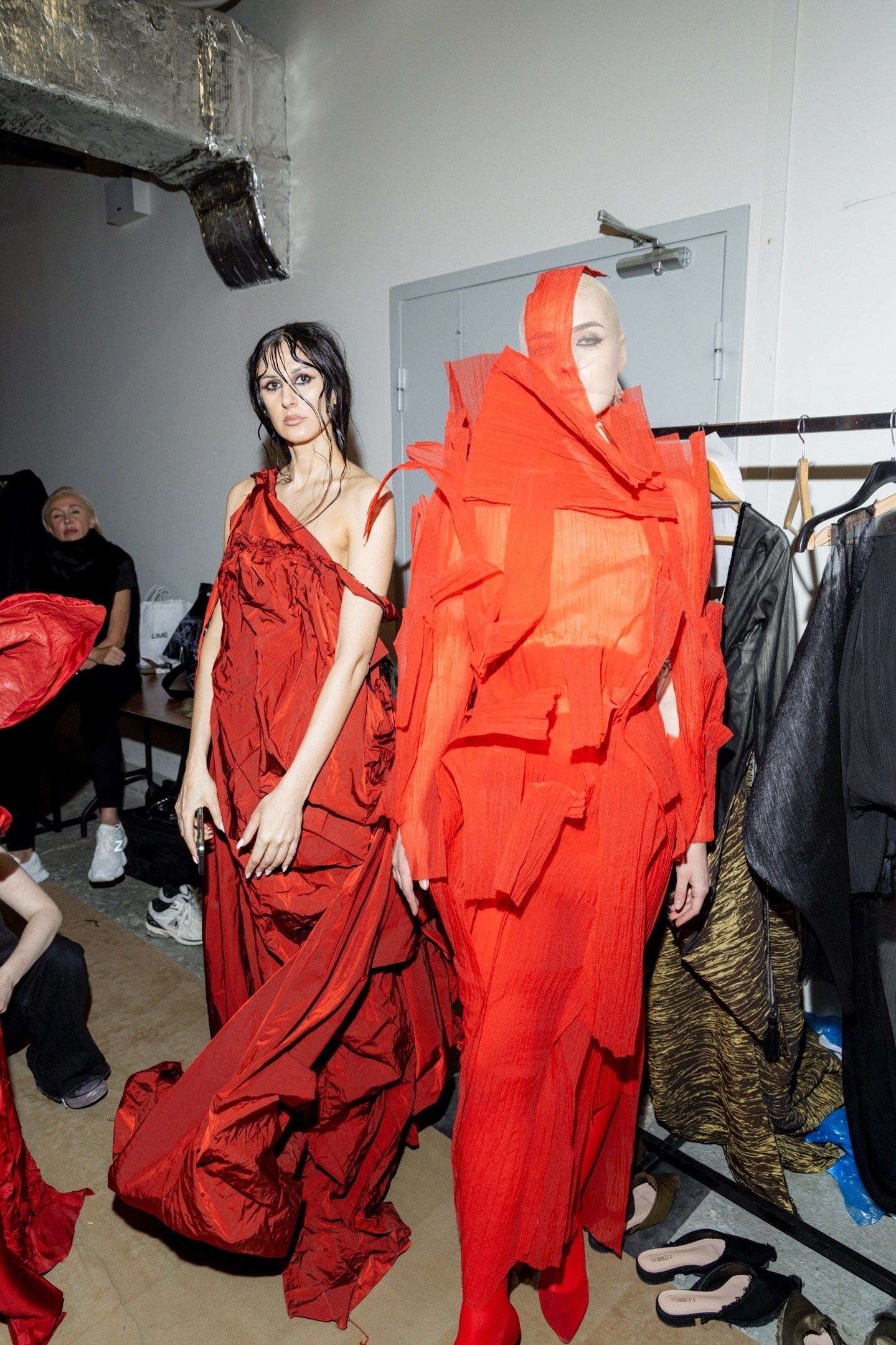 ДЛТ Собака.ru показ победителей конкурса «Новые имена в моде 2025». FOTOFAQ SKOOL г. Санкт-Петербург: очные, дистанционные и онлайн курсы фотографии