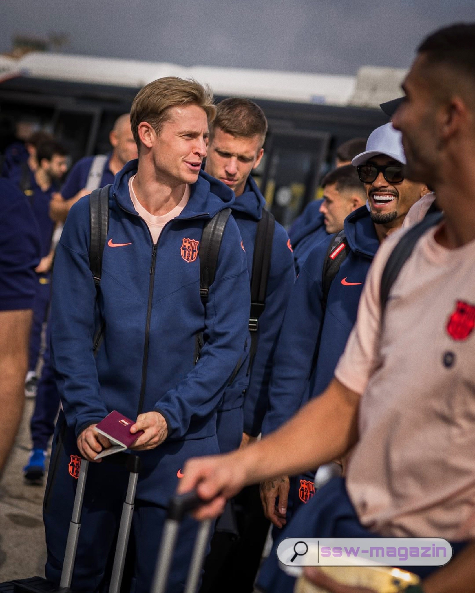 Костюм Barcelona tech fleece 2025 купить. Футбольный магазин — ssw_magazin