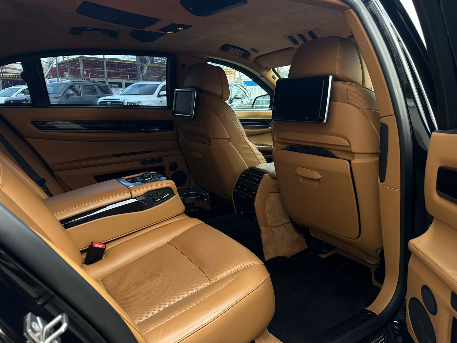 Armored car. Skyden Cars