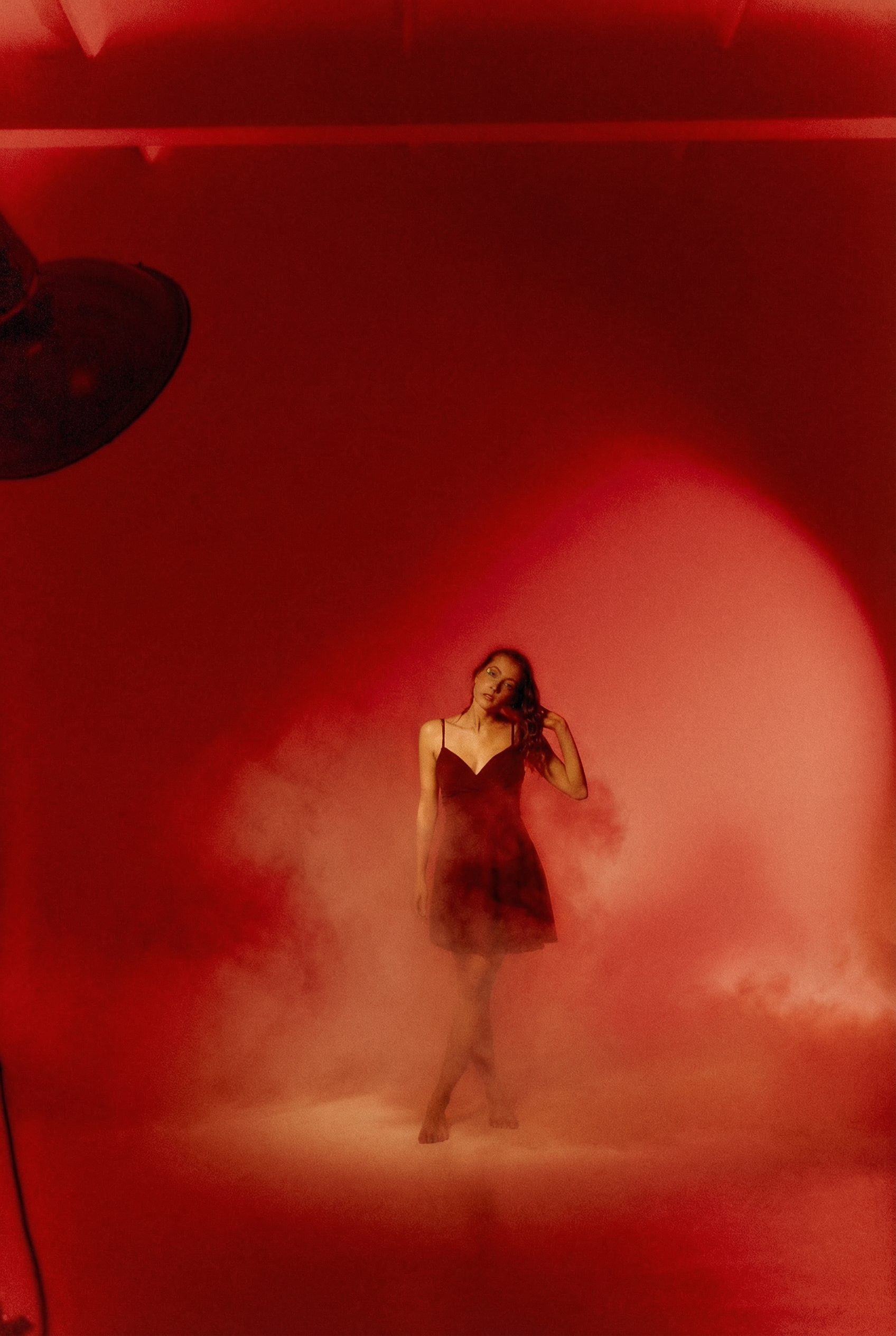 Повторяем обработку «Девушка в красном»