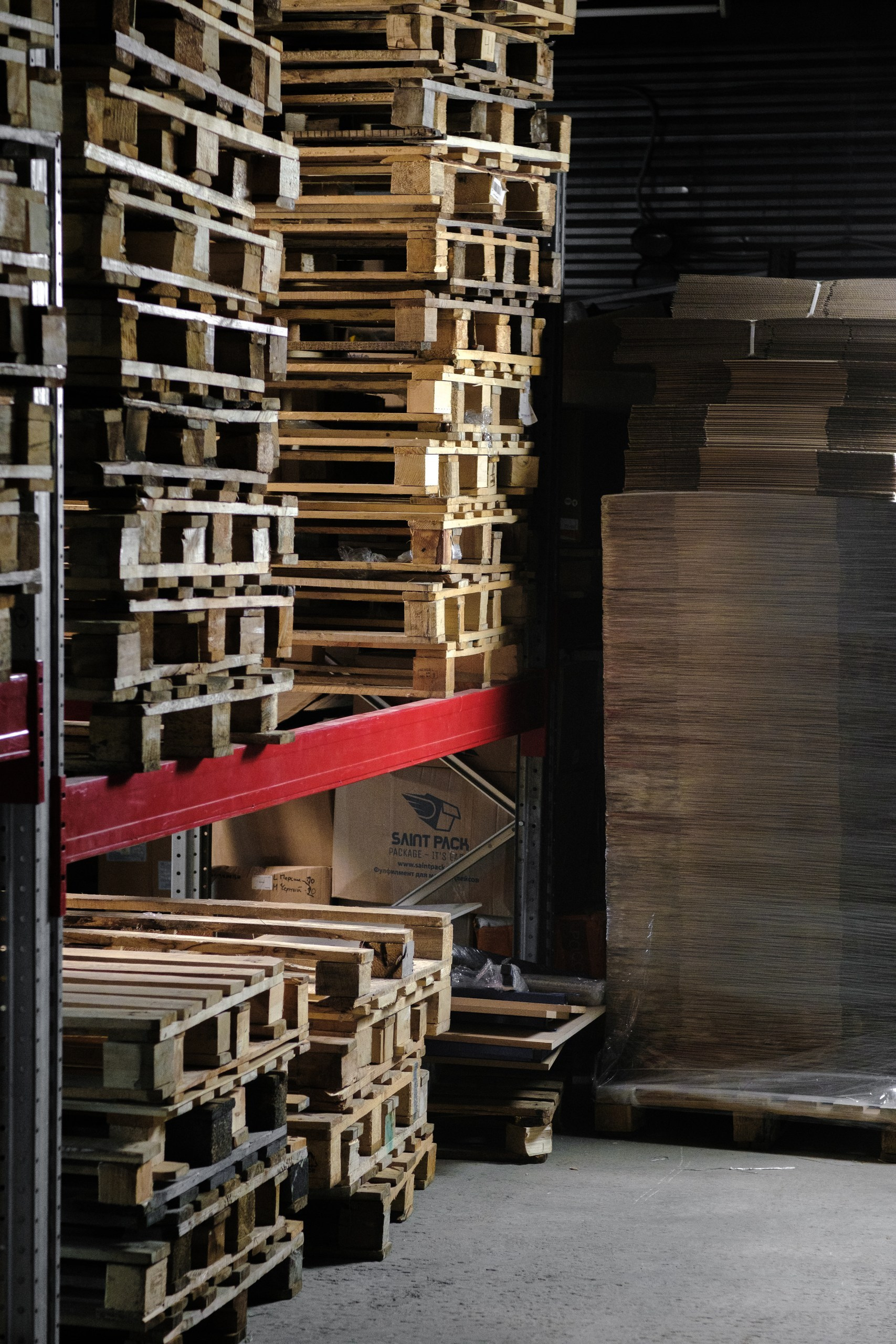 SaintPack, фуллфилмент. Интерьерный фотограф и видеограф в Санкт-Петербурге Вадим Балбашевский