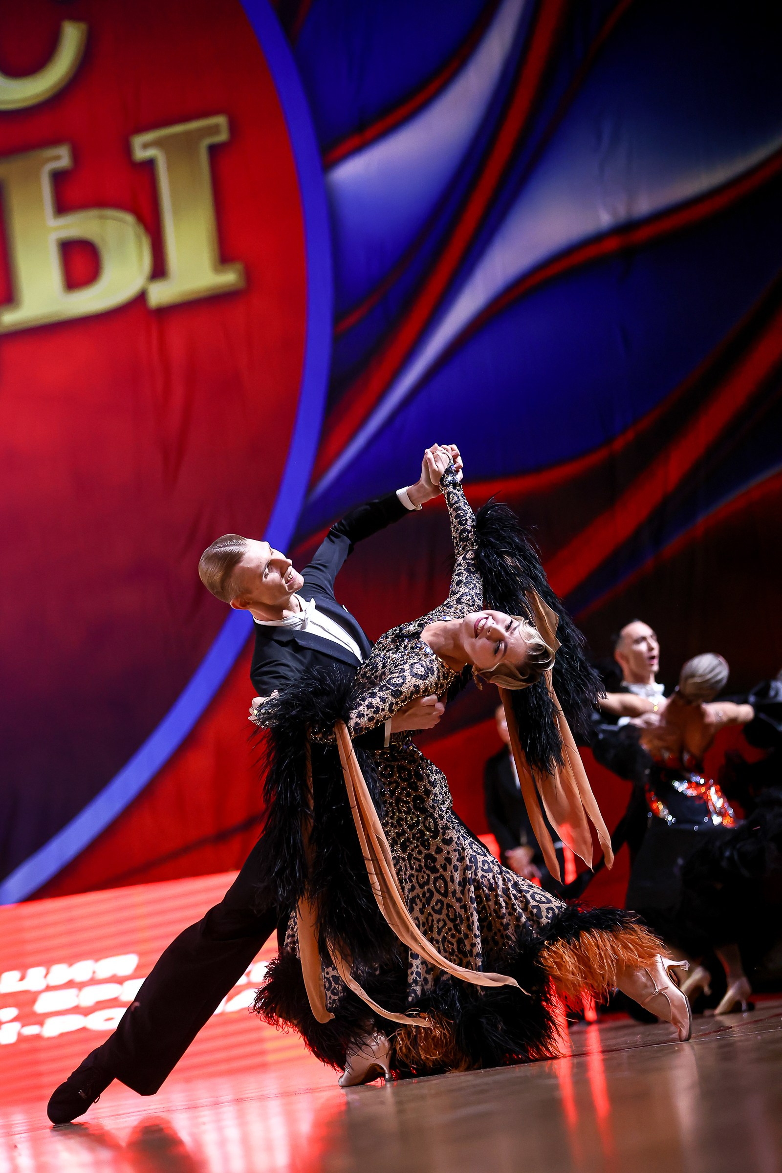 Вальс Победы 2025. Фотограф Дмитрий Плетнев — QuickDancePhoto