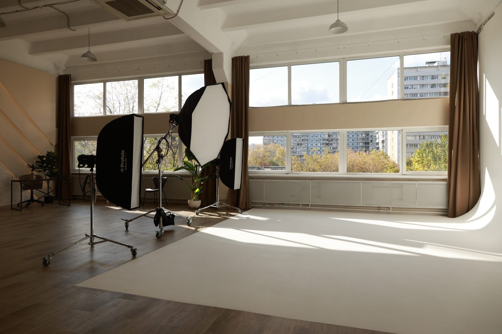 Лучшие студии для деловой фотосессии. Фотограф в Москве и Люберцах, Валя Шикулина