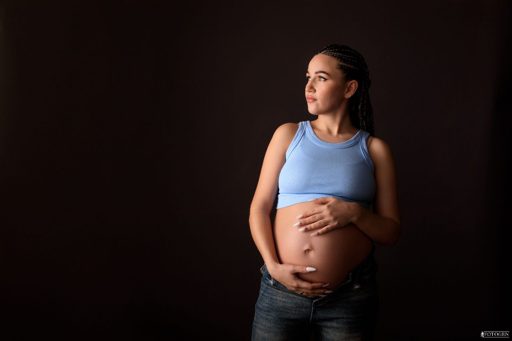 Подарочный сертификат на фотосессию в Краснодаре для беременных «Буду мамой» от фотостудии «FOTOGEN». Интерьерная фотостудия FOTOGEN г. Краснодар