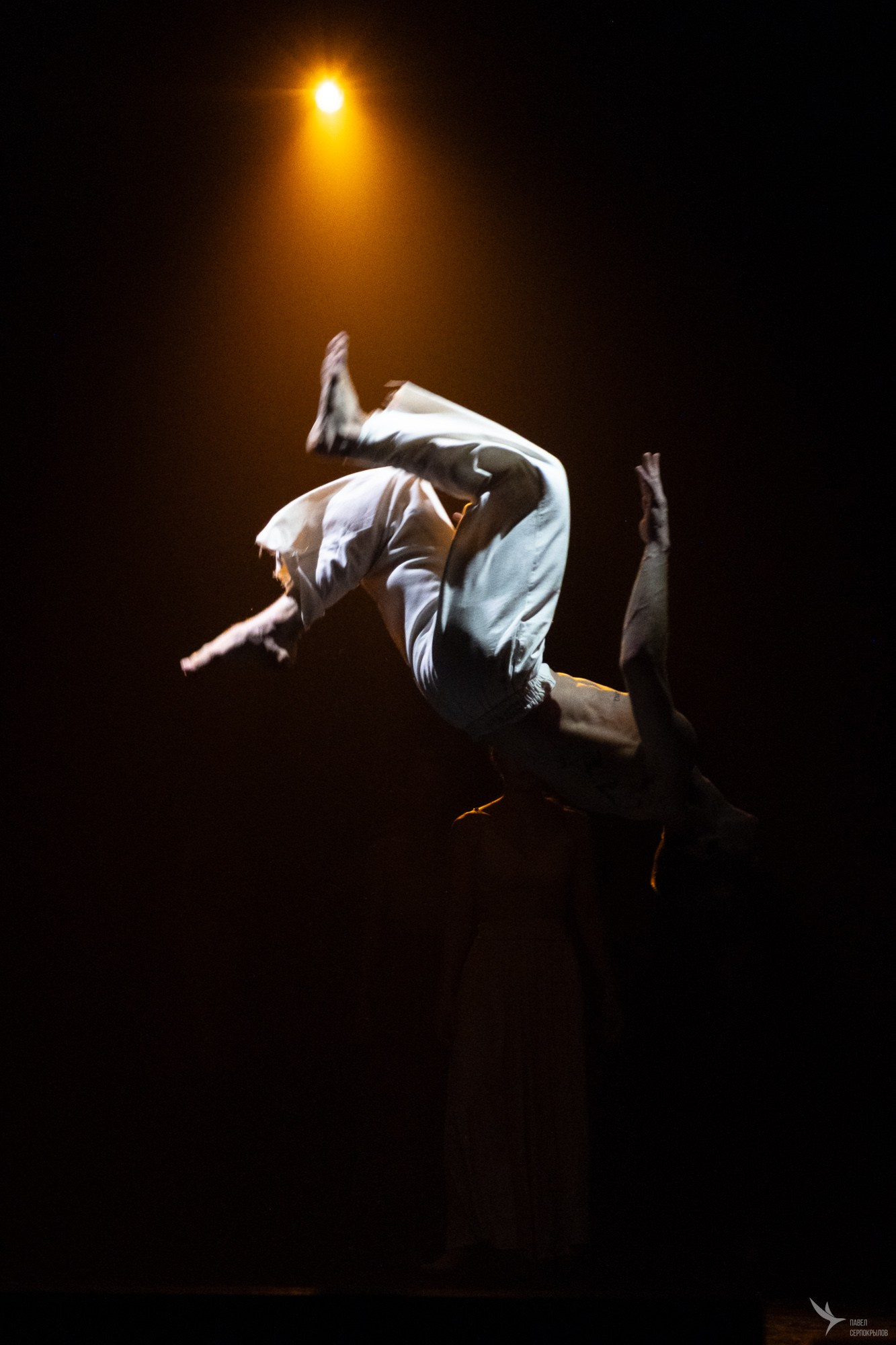 Пластический спектакль команды СЕВЕР «Голос ветра. Молчание мрамора». Репортажный фотограф в Казани Павел Серпокрылов