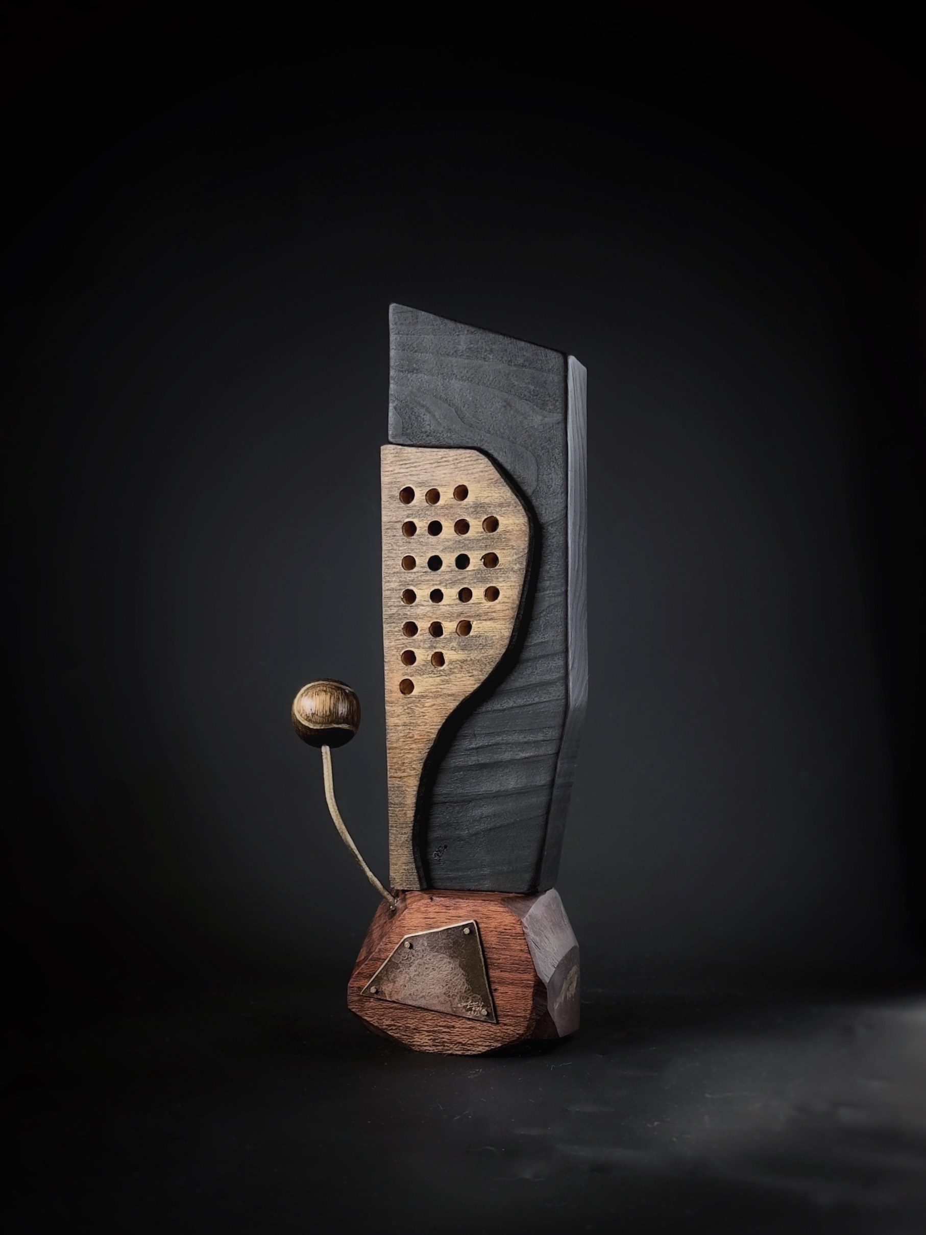 Duo-shift. Art Objects with Meaning | Contemporary Sculptures & Unique Collectible Design
