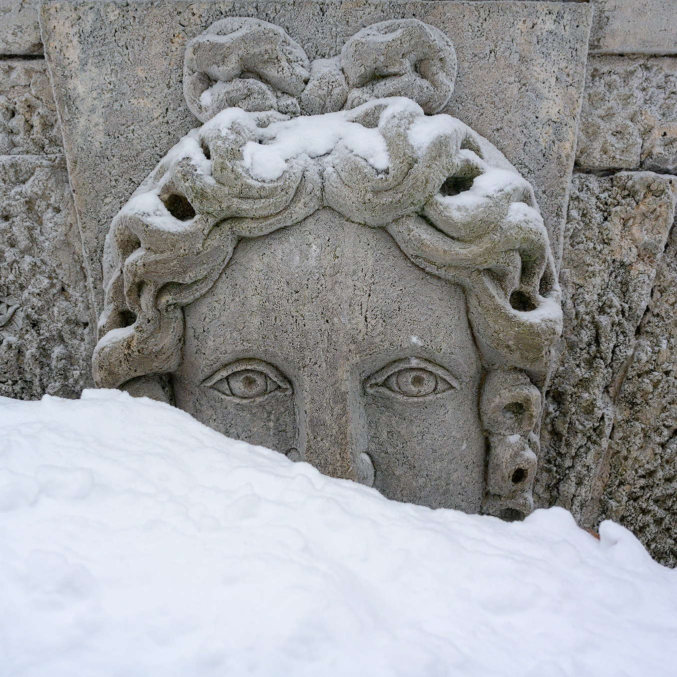 The city of Pushkin, Tsarskoye Selo. Catherine Park. The mask is on the Ramp. There are even more view photos in the store.