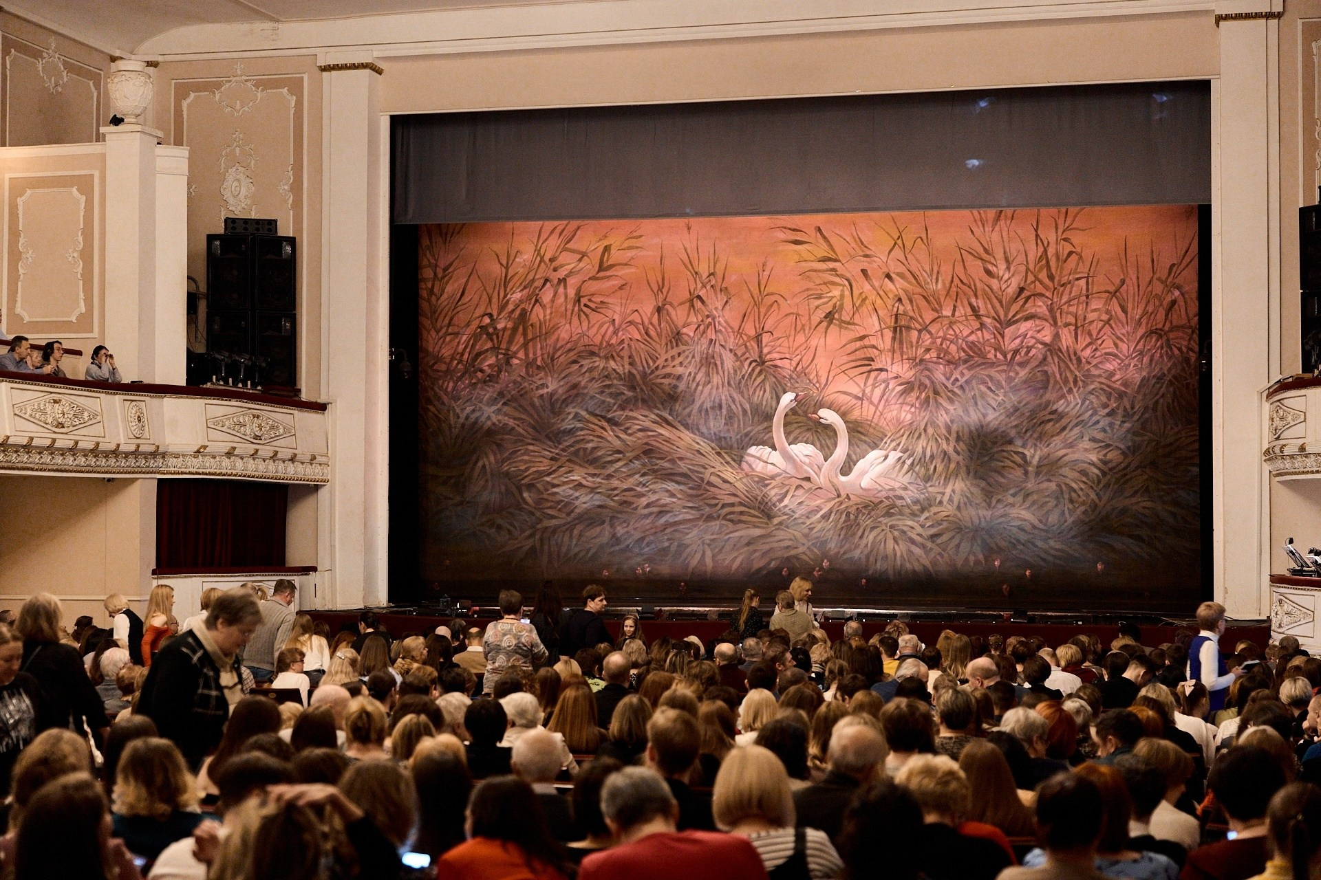 История занавеса. Превращаем идею в технологию