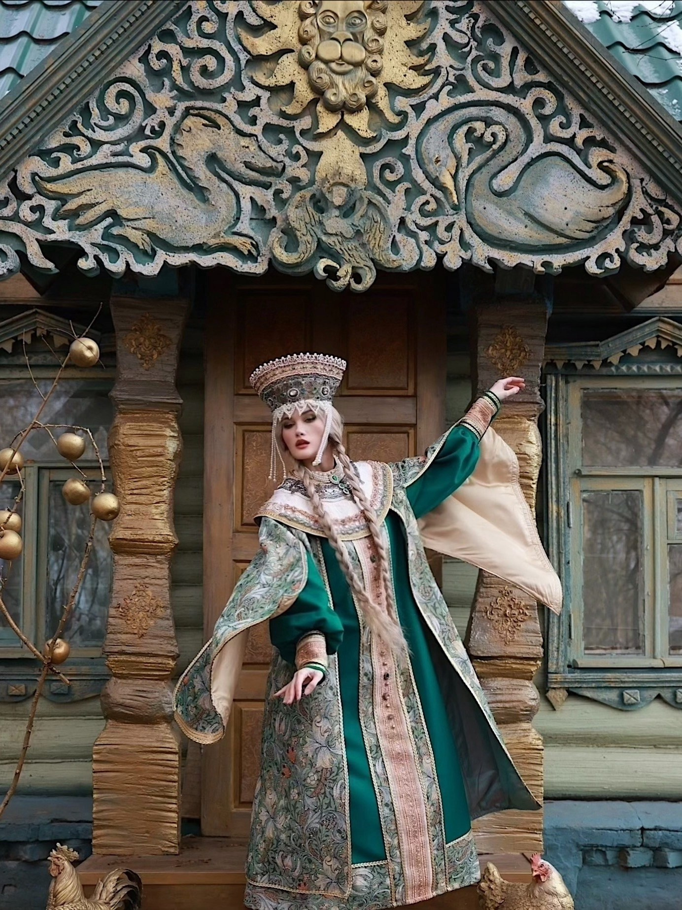 Царица. Русские народные костюмы в Москве