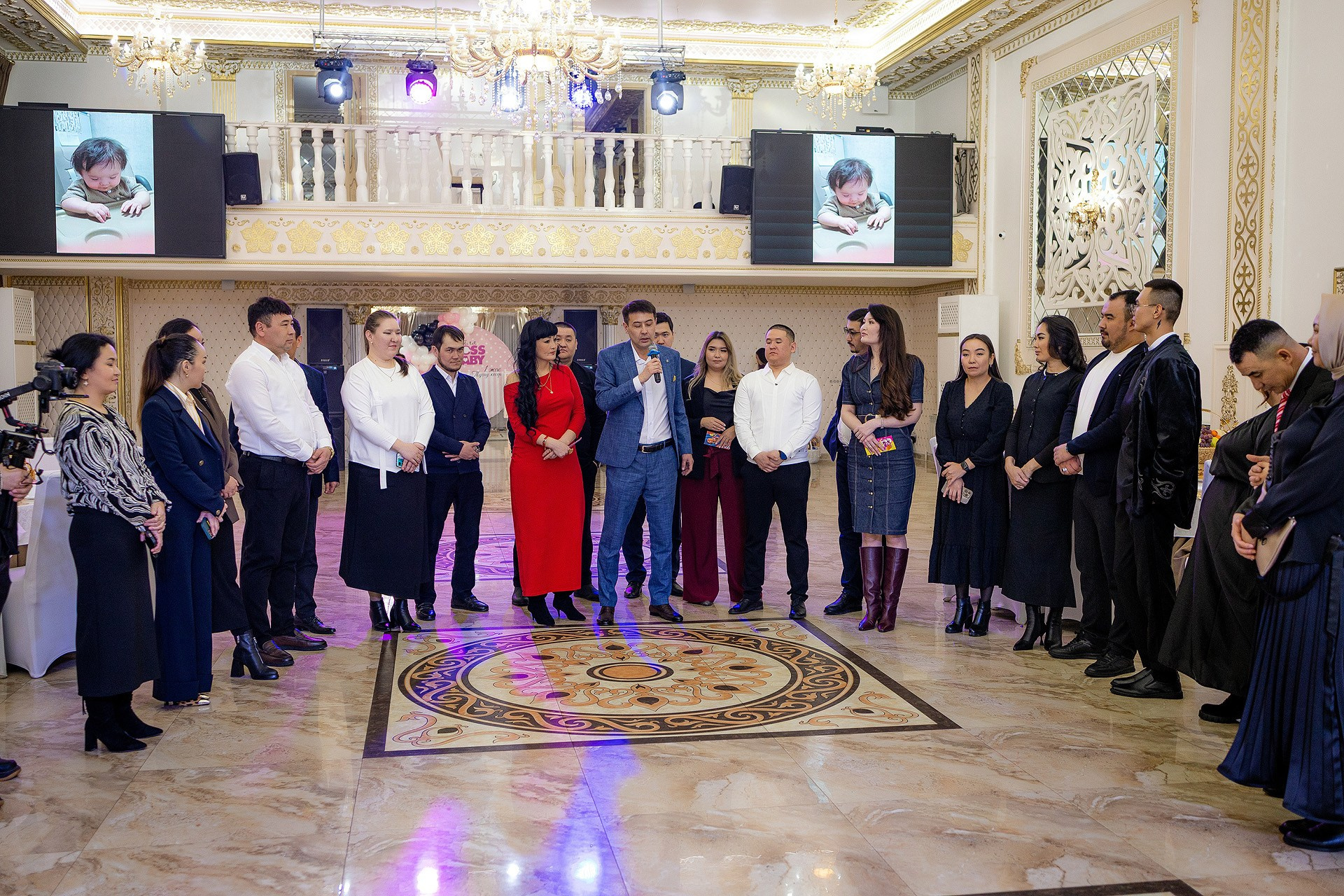 Студийный фотограф в Караганде Алексей Баранов. Фотограф Алексей Баранов. Фотостудия Flash. Семейные фотосессии в Караганде. Индивидуальные фотосессии, детские фотосессии, парные фотосессии в Караганде. Интерьерная фотосессия в Караганде. Семейный фотограф Алексей Баранов. Детский фотограф Алексей Баранов. Художественный фотограф Алексей Баранов. Свадебный фотограф Алексей Баранов. Черно-Белая съемка в Караганде. Самые лучшие семейный и детские фотосессии в Караганде. Контент Съемка в Караганде. SMM в Караганде. Контент фотограф Алексей Баранов. Рекламная съемка в караганде. Реклама. Бутики с одеждой. торговля Караганда. рекламное фото мероприятия в караганде. рекламное фото. рекламный фотограф Алексей Баранов. фотограф. Фотограф Караганда. Алексей Баранов. фотосессия. фотосессия в Караганде. Заказать фотографа в караганде. репортажный фотограф в Караганде. фотосъемка мероприятий. банкет. свадьба. юбилей. детское день рождение. годик. фотограф детский в Караганде. Репортажный фотограф в караганде Алексей Баранов.