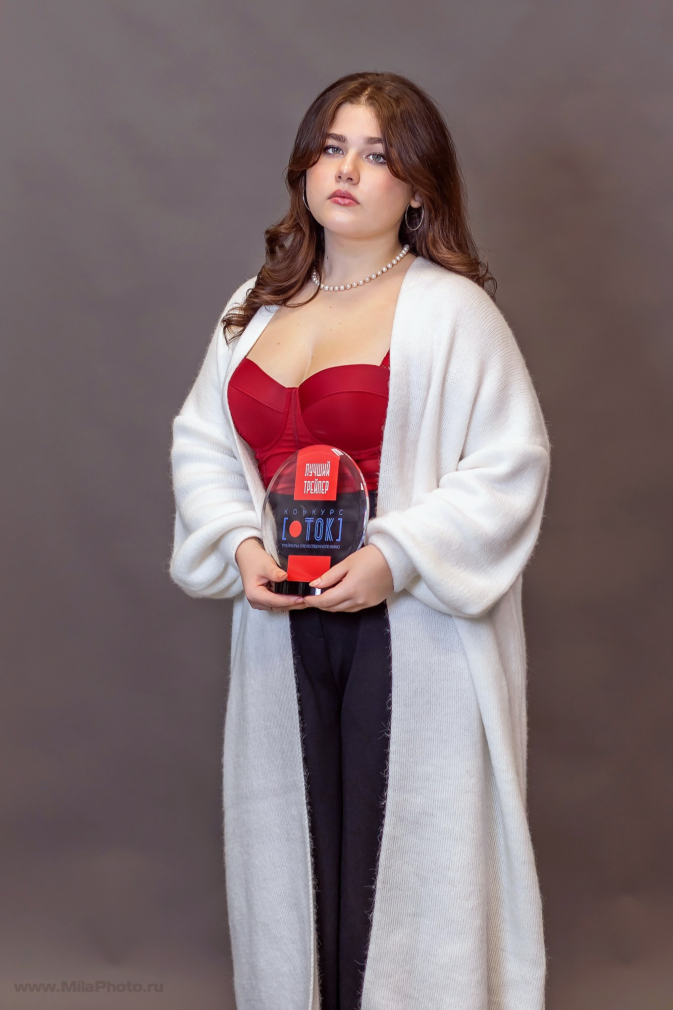 Галерея съемок в студиях. Фотограф и видеограф Москва. Свадебный фотограф, видеограф. Выпускные альбомы. Оживающие альбомы