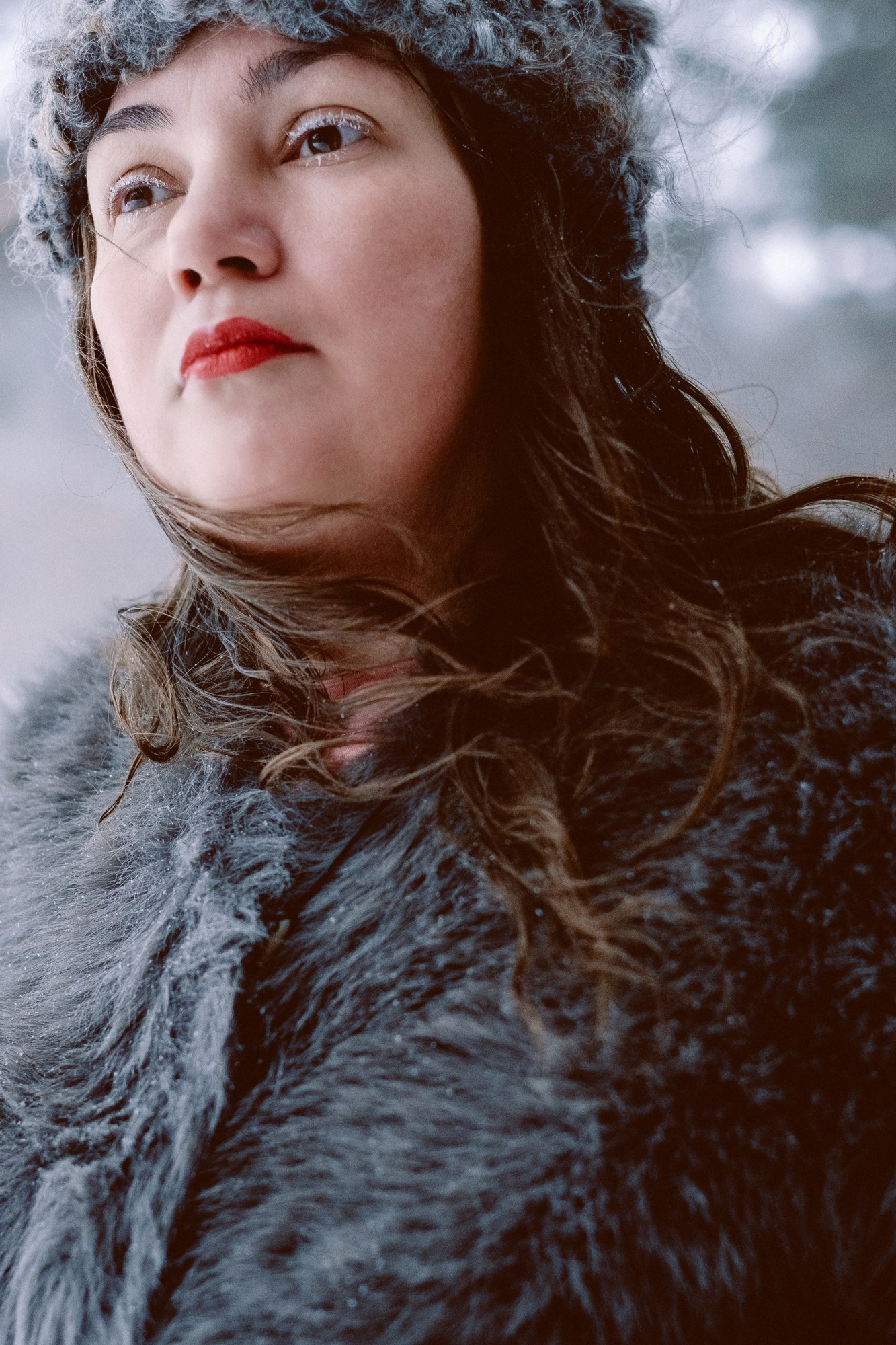 Зимняя фотосессия в Затюменском парке (Тюмень) | Художественная съемка от Daria Mars. Портретный фотограф Тюмень Дарья Мустафина