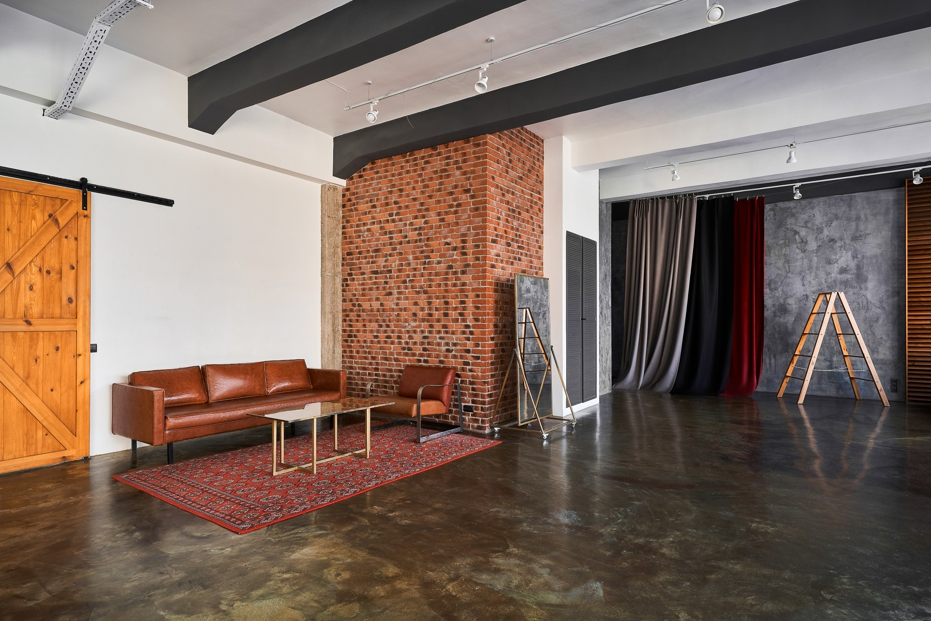 Подборка фотостудий с фотографиями интерьера. Свадебный и семейный фотограф и видеограф в Екатеринбурге Полянские Тимур и Анастасия