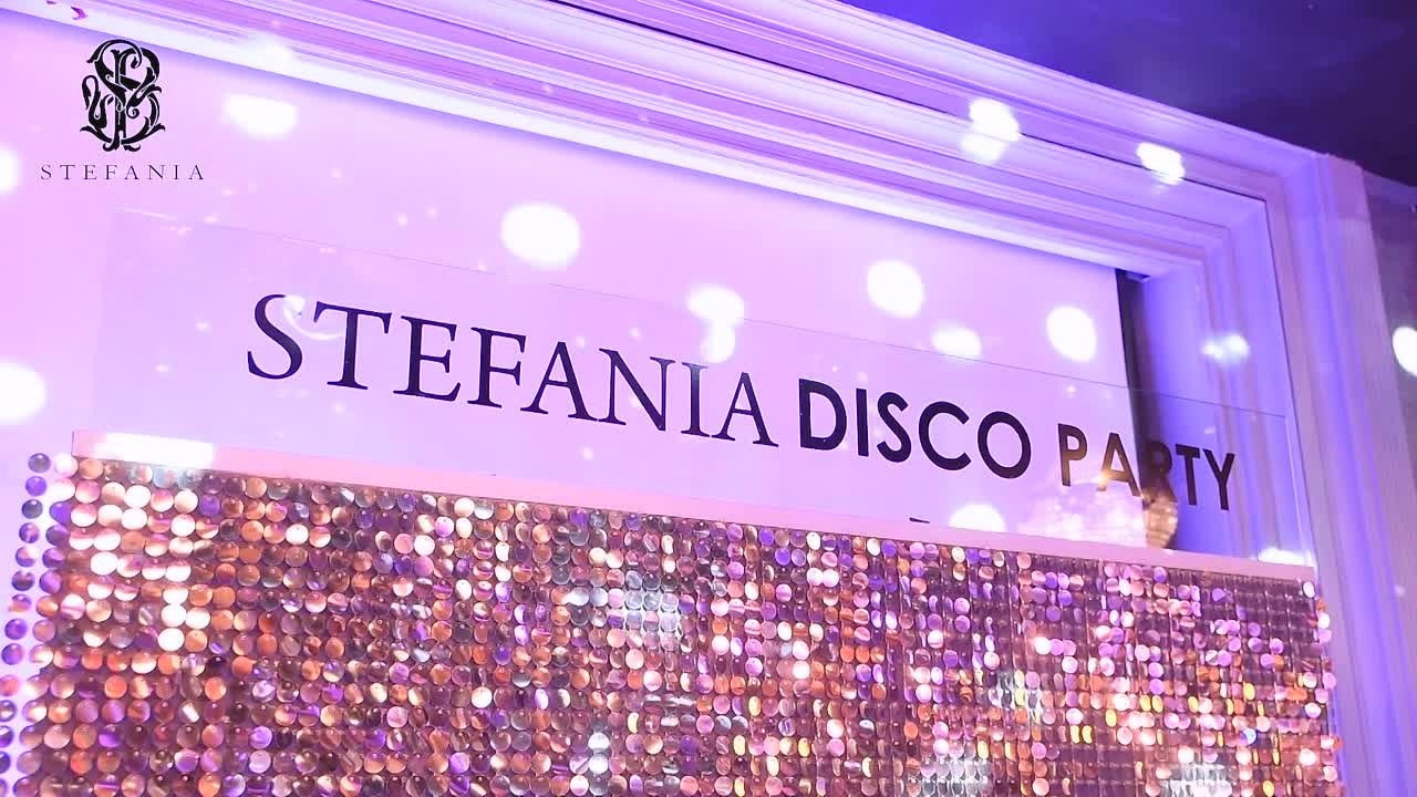 Семейный фотограф в Абу-Даби и Москве дома в студии и на природе. Фотограф и видеограф в Москве и Абу Даби Мария Кулагина