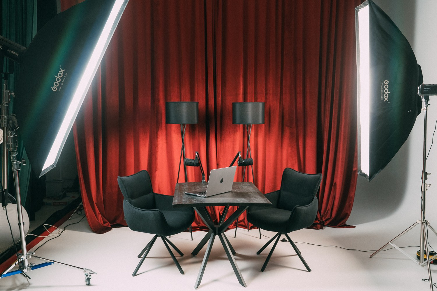 Фотостудия MEL Новороссийск | Подкаст-студия