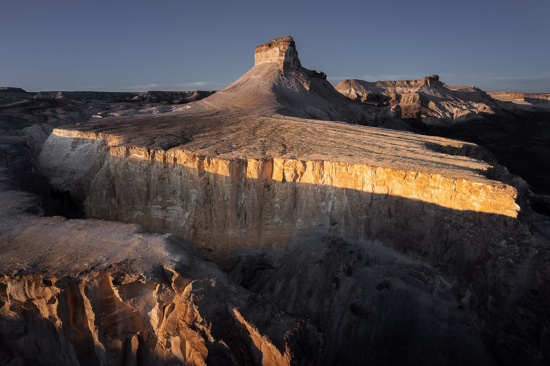 Армения. Осенние краски древней земли 24.10.26 — 01.11.26. Дмитрий Купрацевич профессиональный пейзажный и travel-фотограф