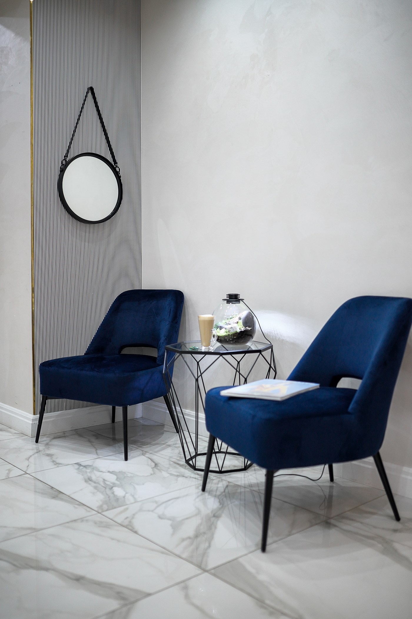 Кейс: 6 лет контент-производства для премиум-бренда B.Y.H.O — от личного блога до салона класса люкс. Профессиональный фотограф в Москве. Елена Шуваева