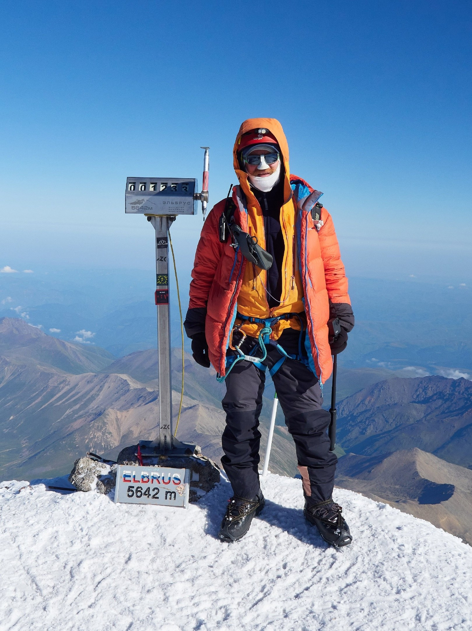 Горный, высотный Фотограф на Эльбрусе Георгий