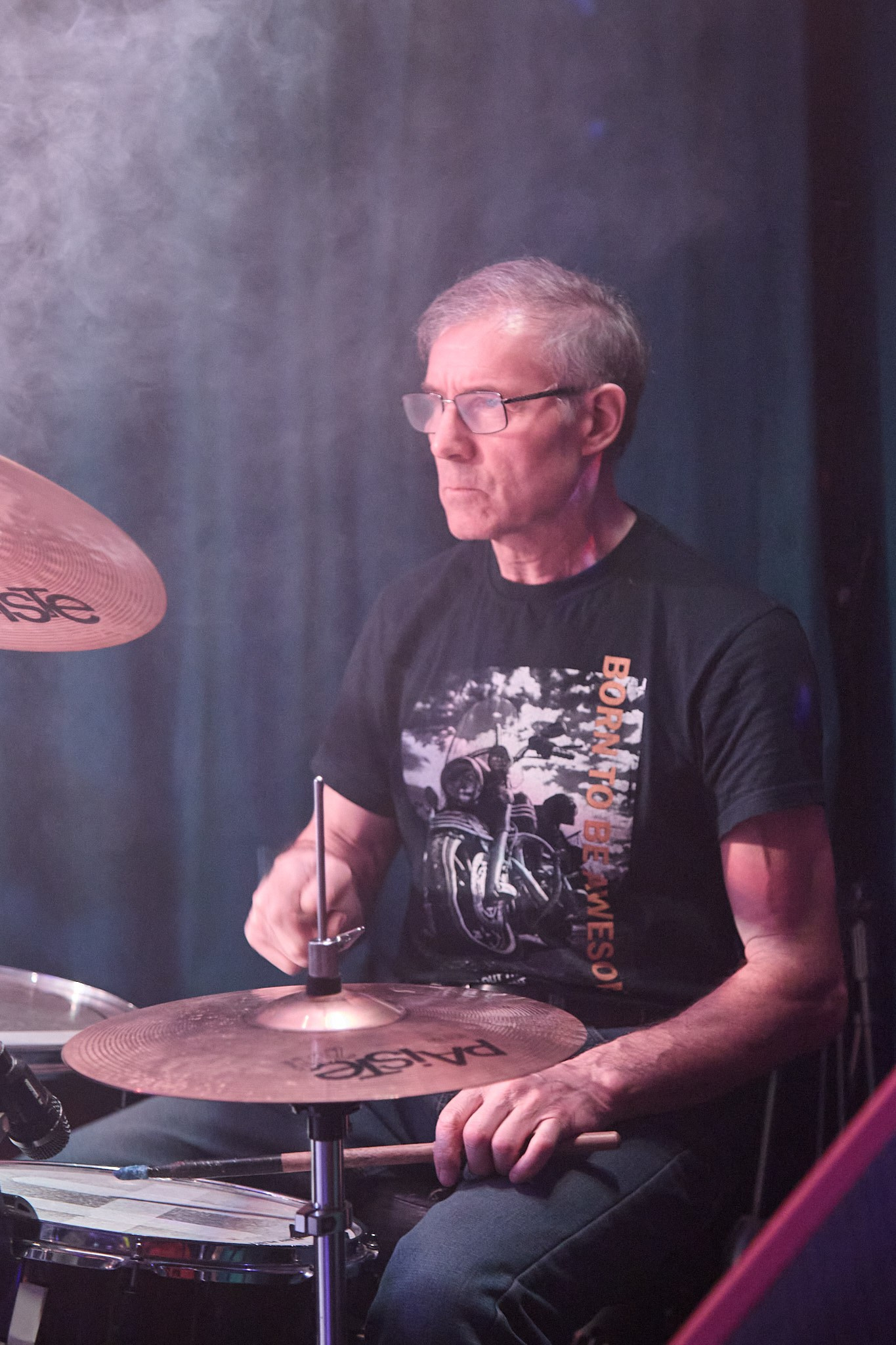 Концерт в баре «Гости». Фотограф Омск | Александр Вандеров