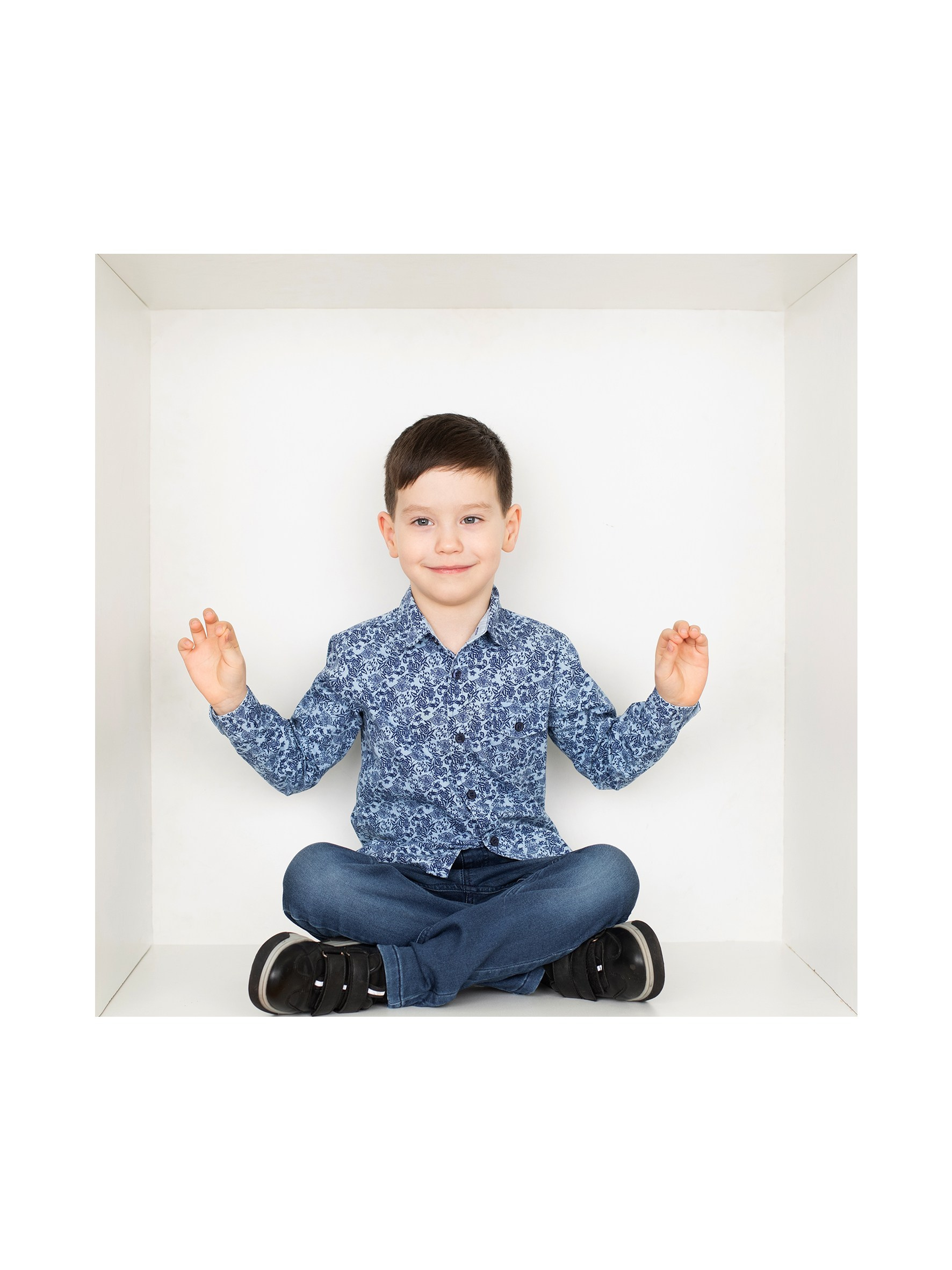 Выпускной альбом для детского сада "В кубе". Выпускные альбомы в Тюмени для школ, садов, вузов спортивных секций