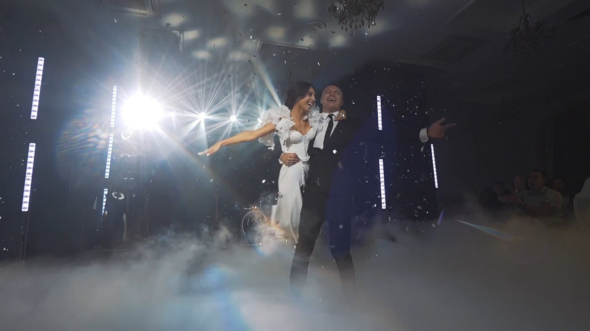 Свадебные ролики SDE от видео студии Твинс с экспресс монтажом. Свадебное видео и фото съемка на свадьбу в Краснодаре Твинс Студио