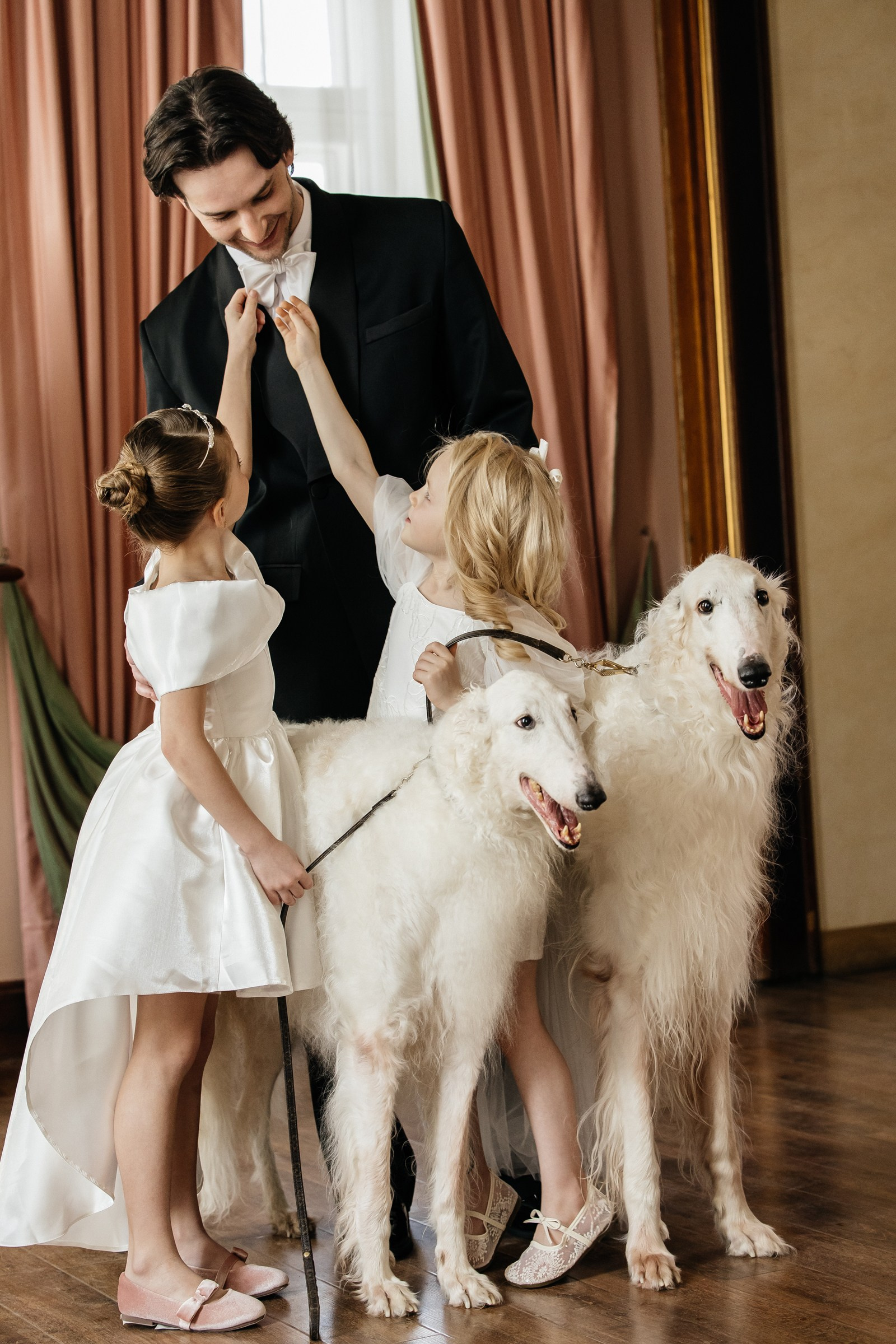 Свадебная фотосессия в усадьбе Середниково. Свадебный фотограф в Москве Элина Ларченкова. Фото, которые цепляют