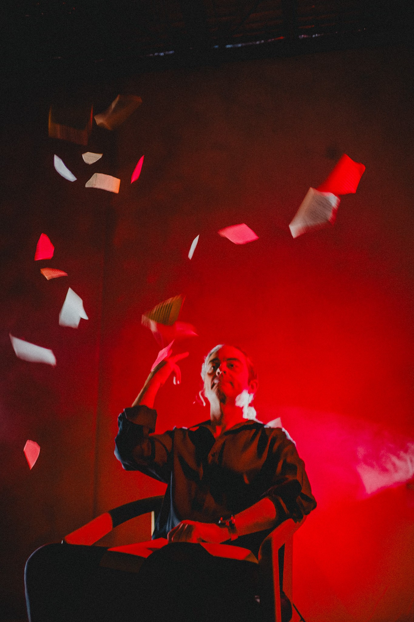 Works. Фотограф с цветным светом и оператор в Москве | Лиля Кичигина