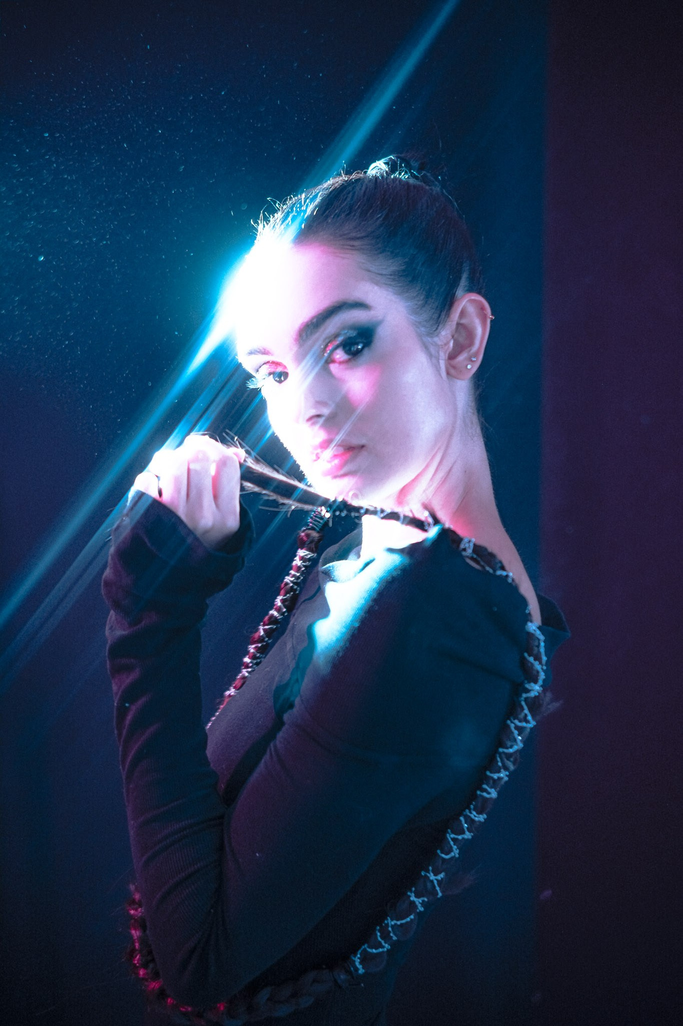 Works. Фотограф с цветным светом и оператор в Москве | Лиля Кичигина