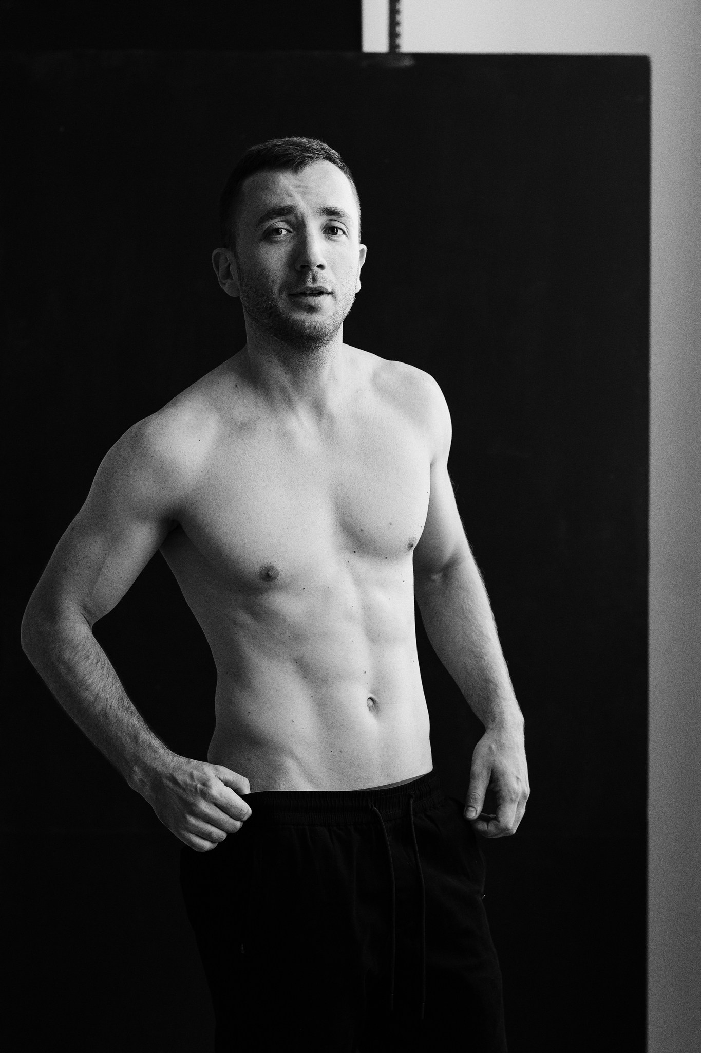 Мужская спортивная фотосессия в Тюмени: боулдеринг и лайфстайл. Фотограф Дарья Мустафина, Тюмень