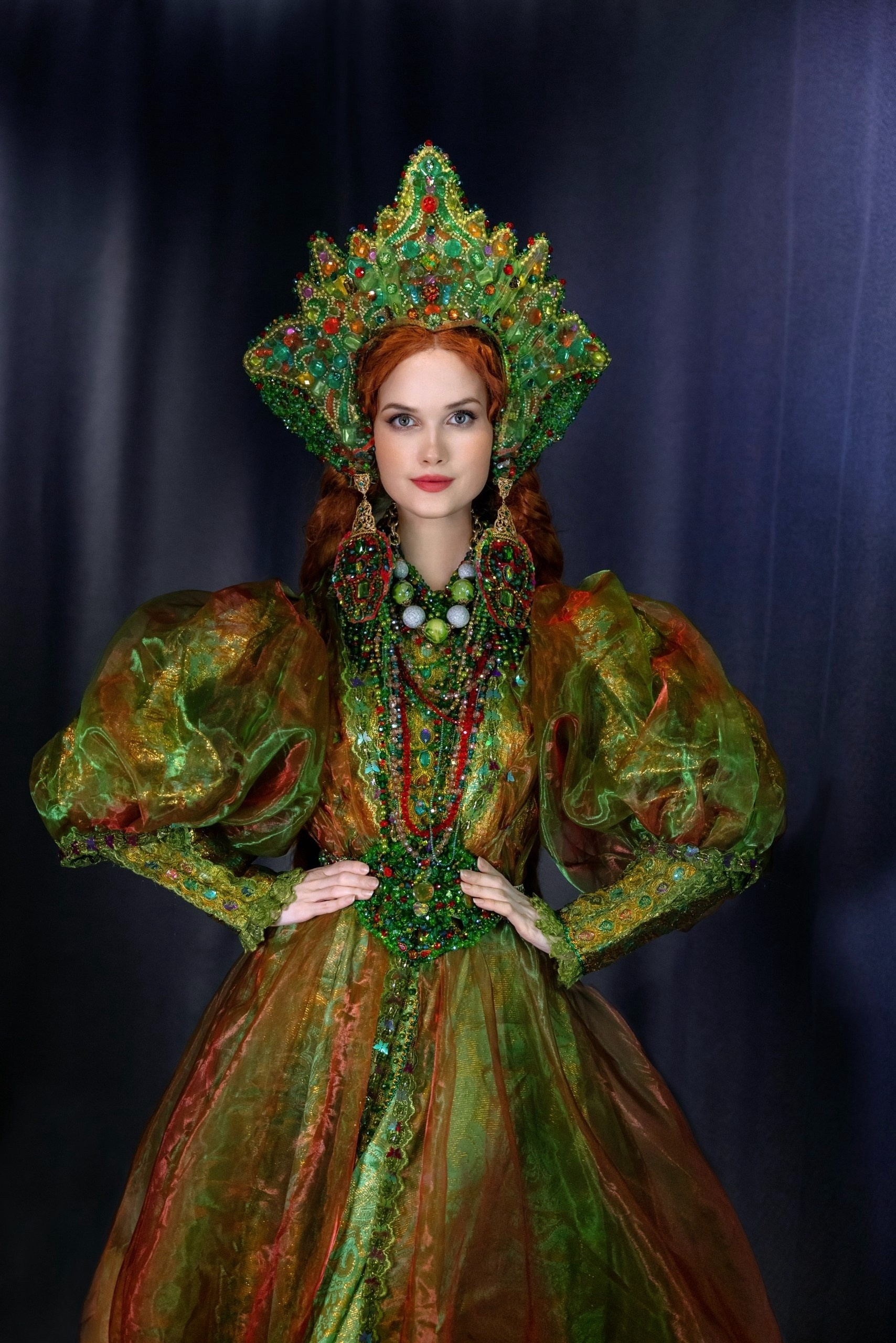 Царевна Лягушка. Русские народные костюмы в Москве