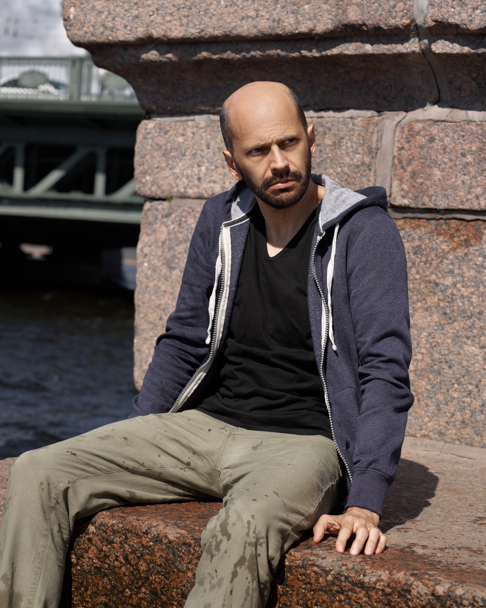 Фотосессия Дмитрия у Невы