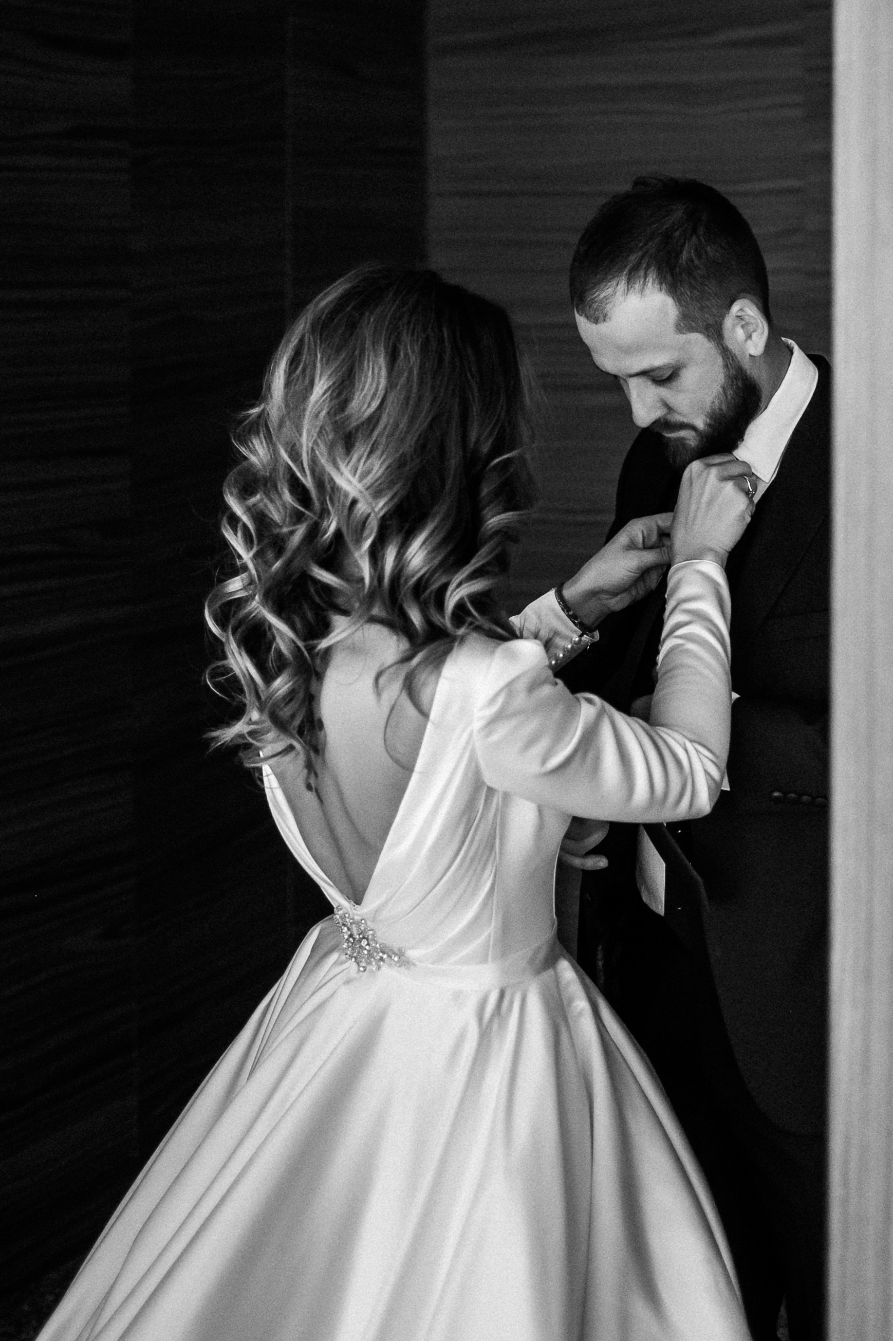 Свадебные сборы в Radisson Blu Olimpiyskiy. Свадебный фотограф Москва — Сергей и Татьяна